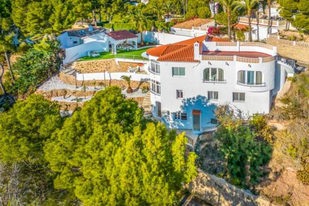 Alteaview Luxury villa By Calpitality