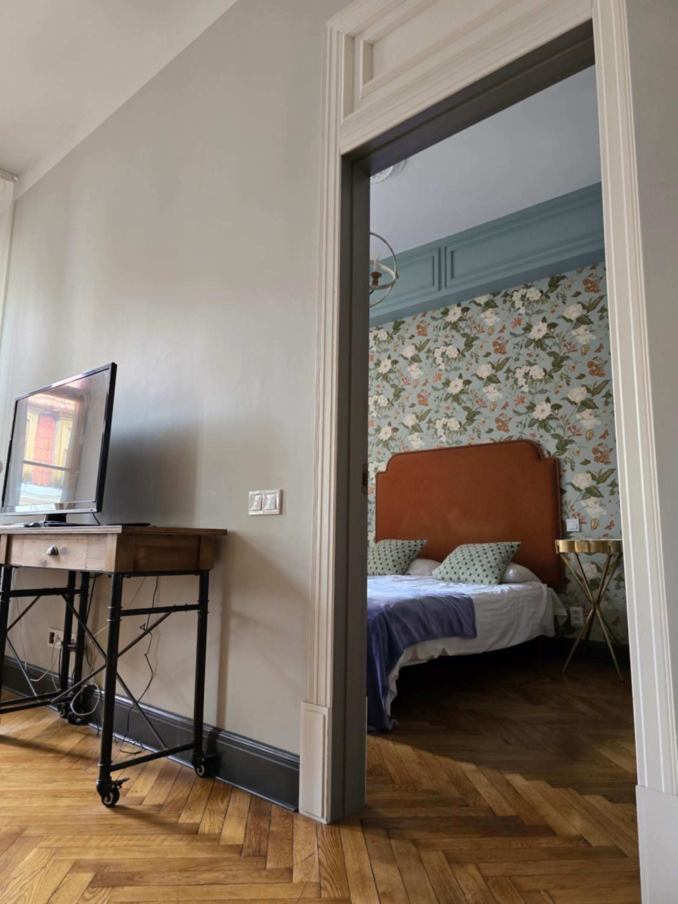 Al Pacino baby apartment view 4