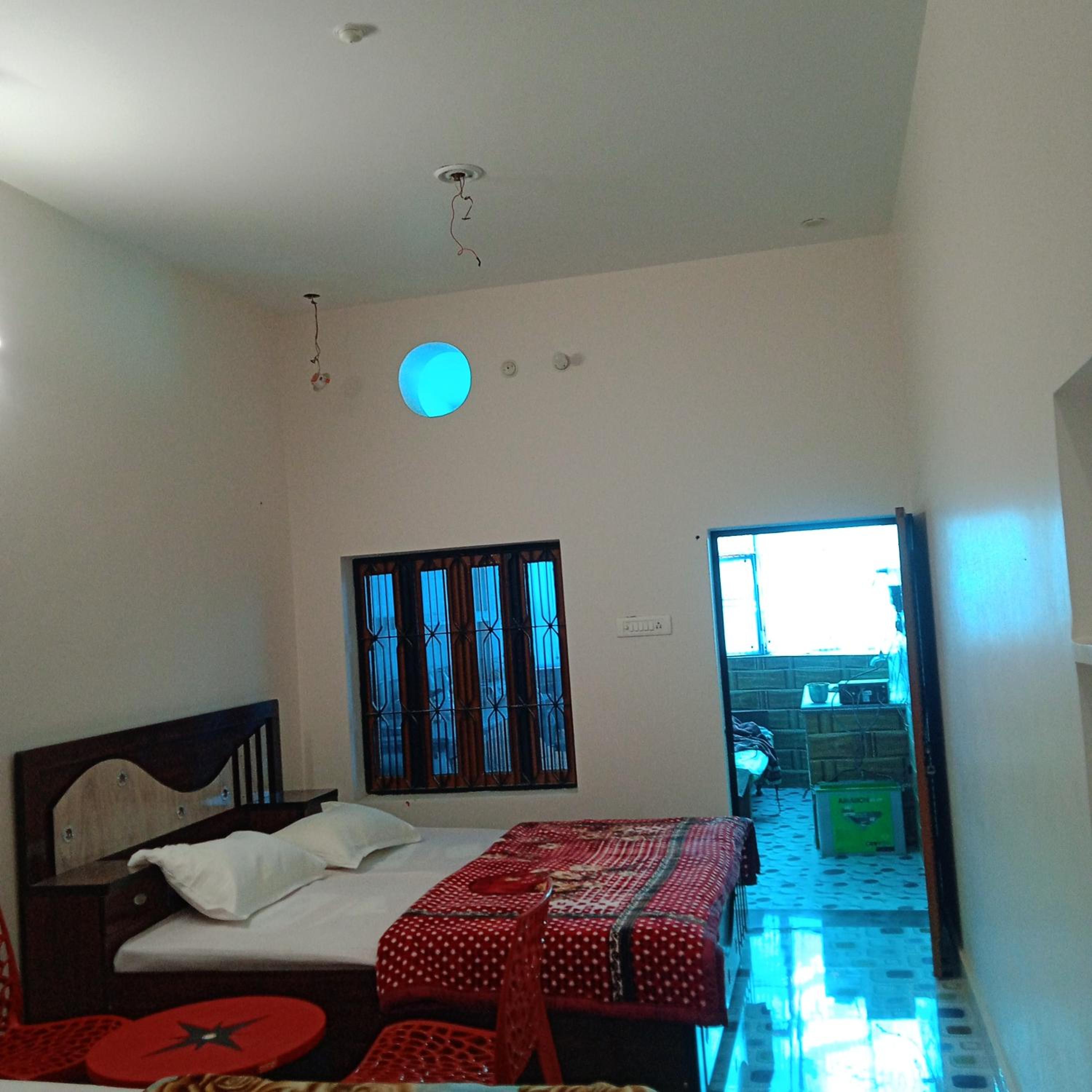 Photo 6