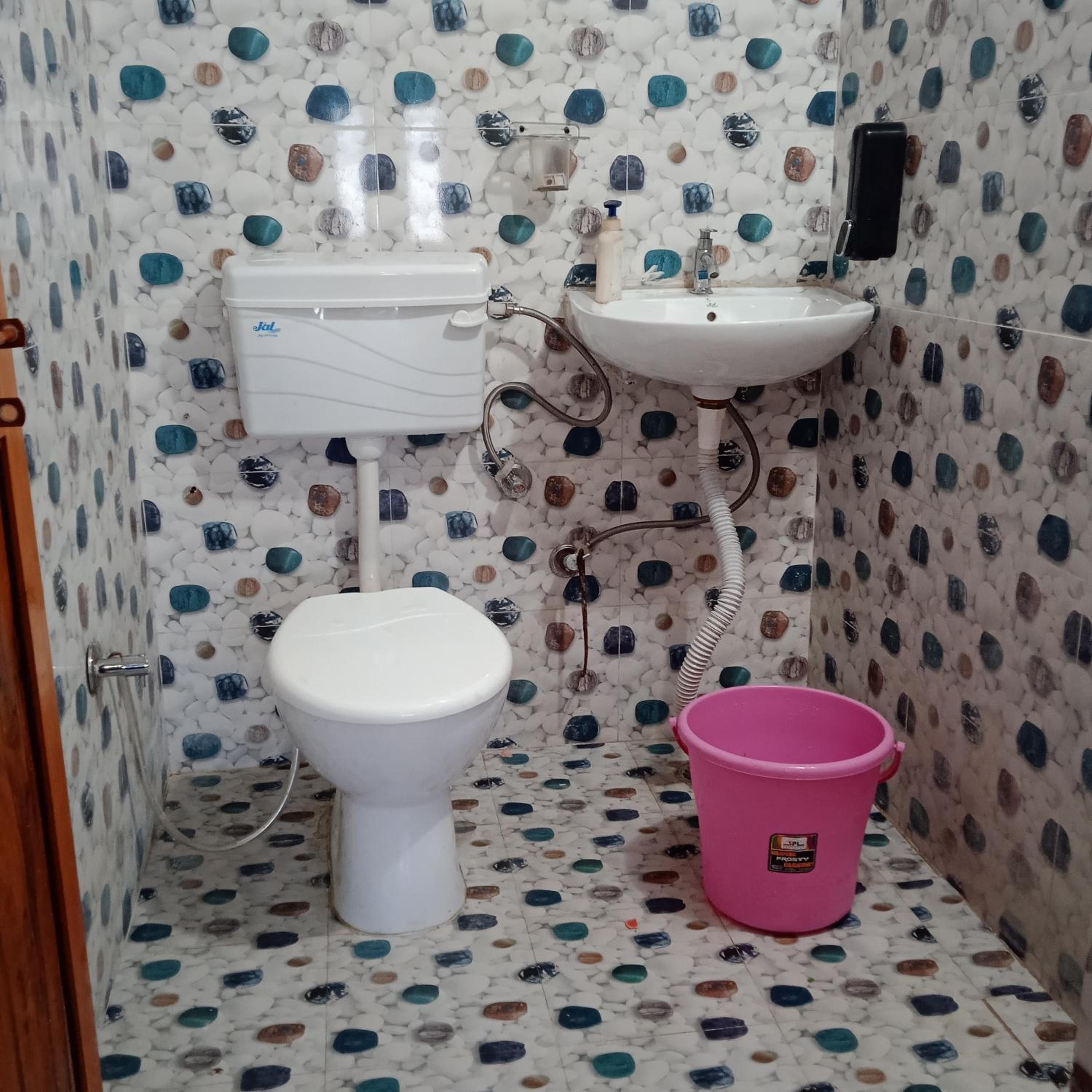 Photo 9