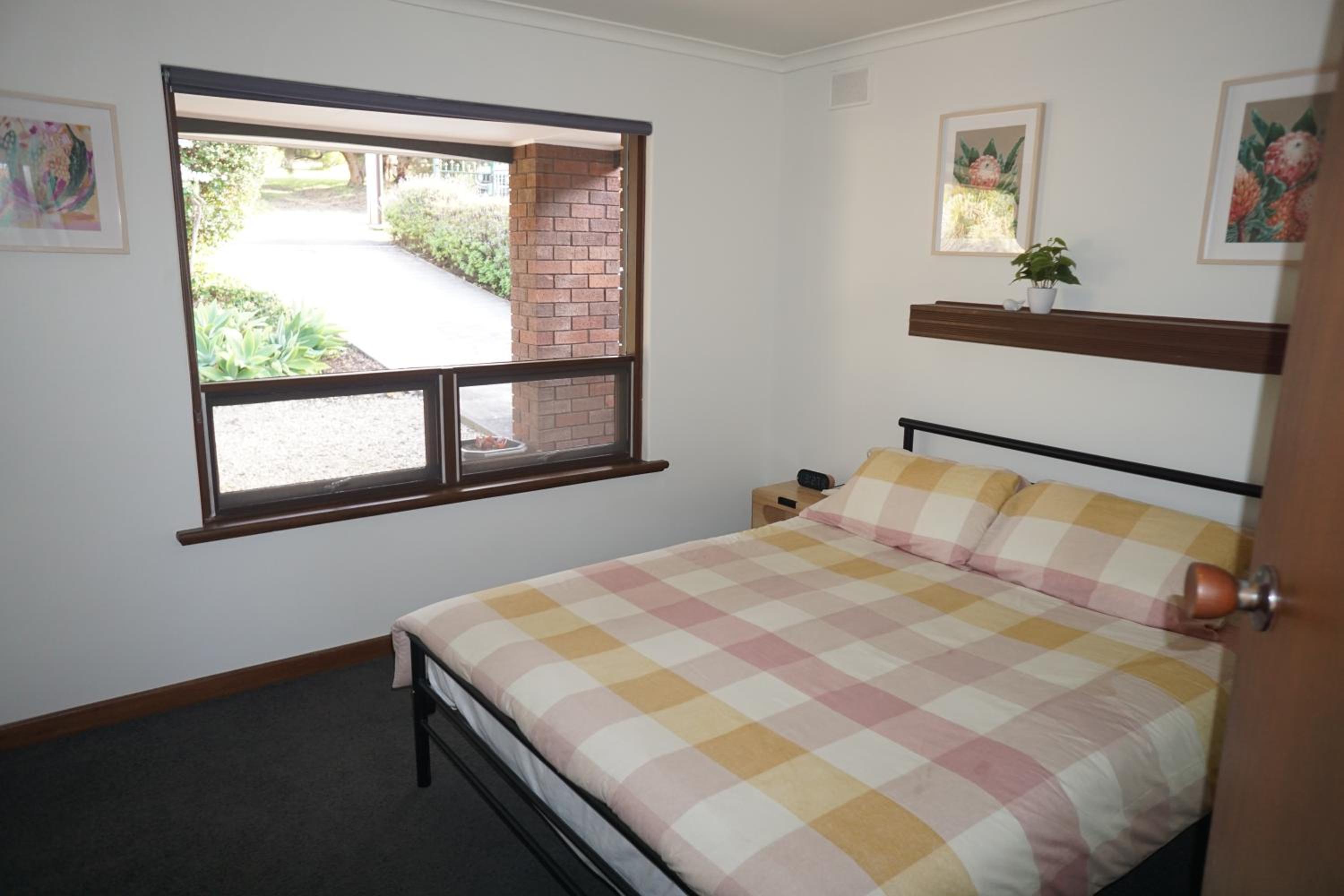 Cakebread Cottage