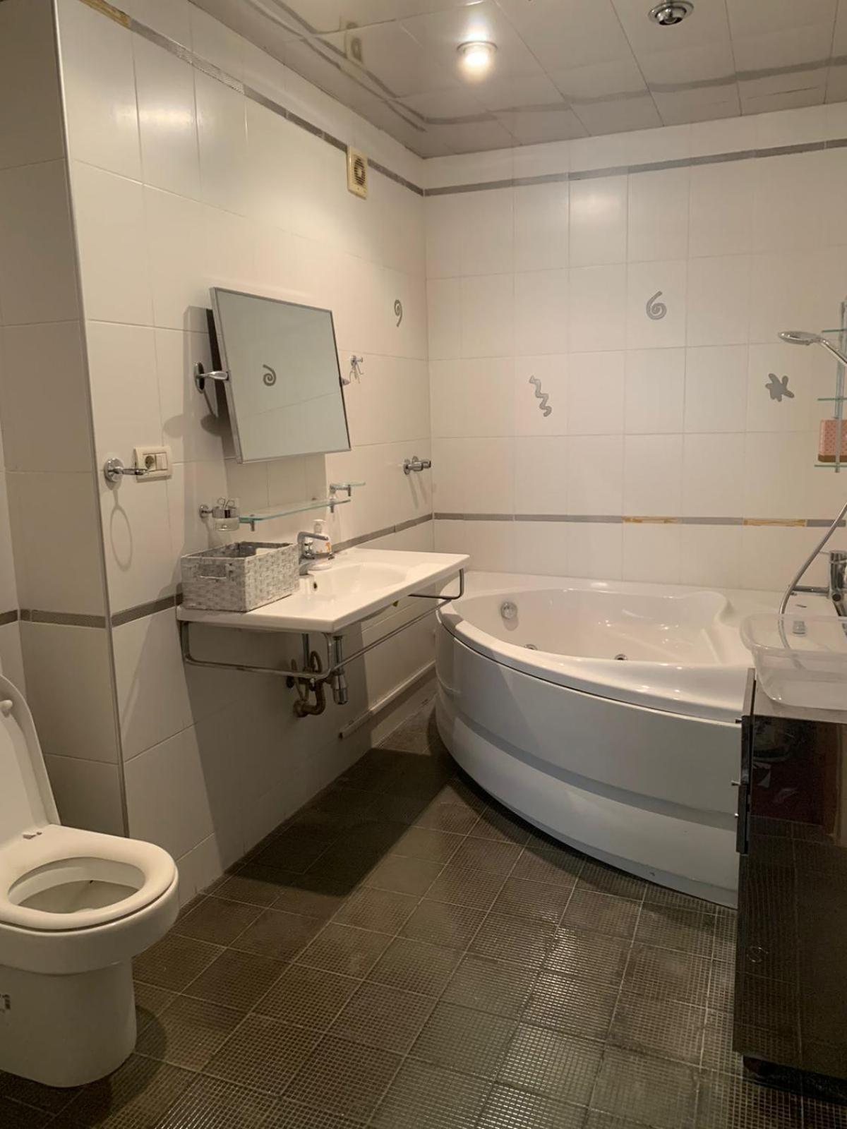 Central Deluxe Apartments Baku