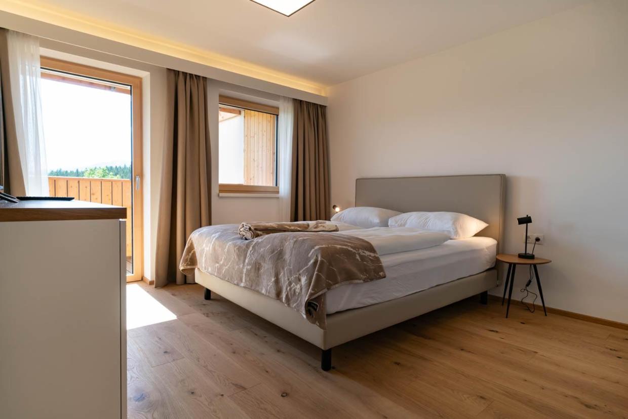 Waldrand Apartments