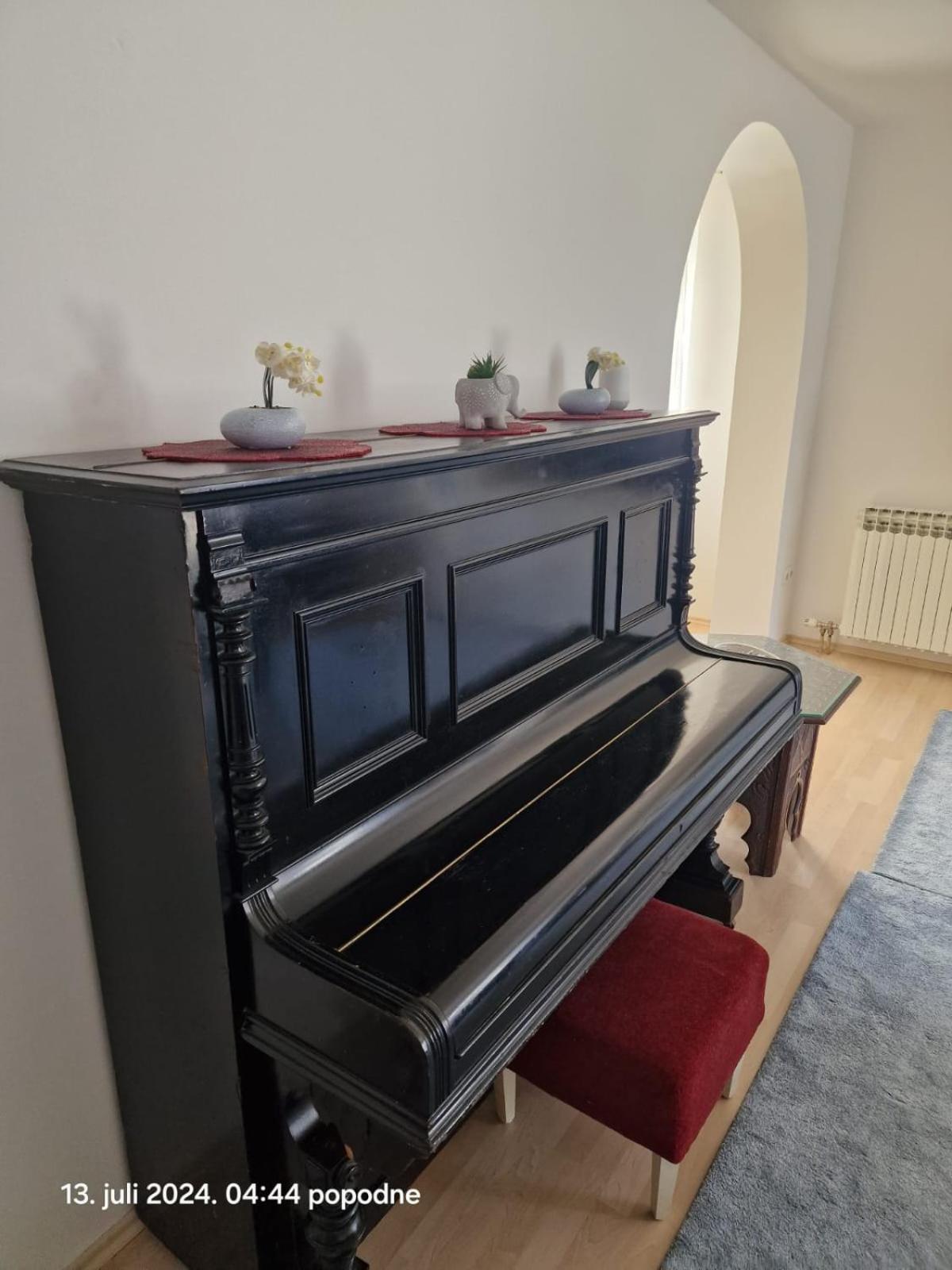 ArmEna