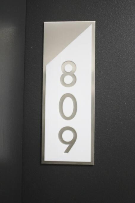 Vogue Apartment 809