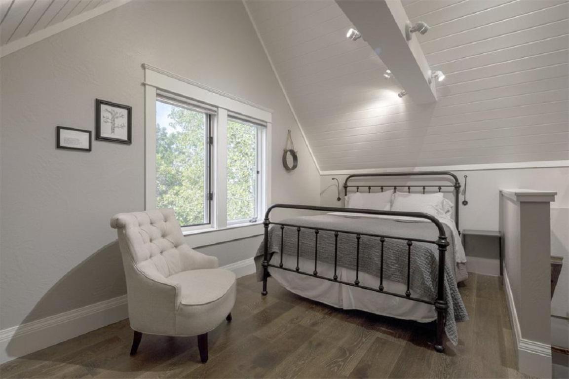 Historic Neighborhood 2 Blocks From Downtown Bozeman,