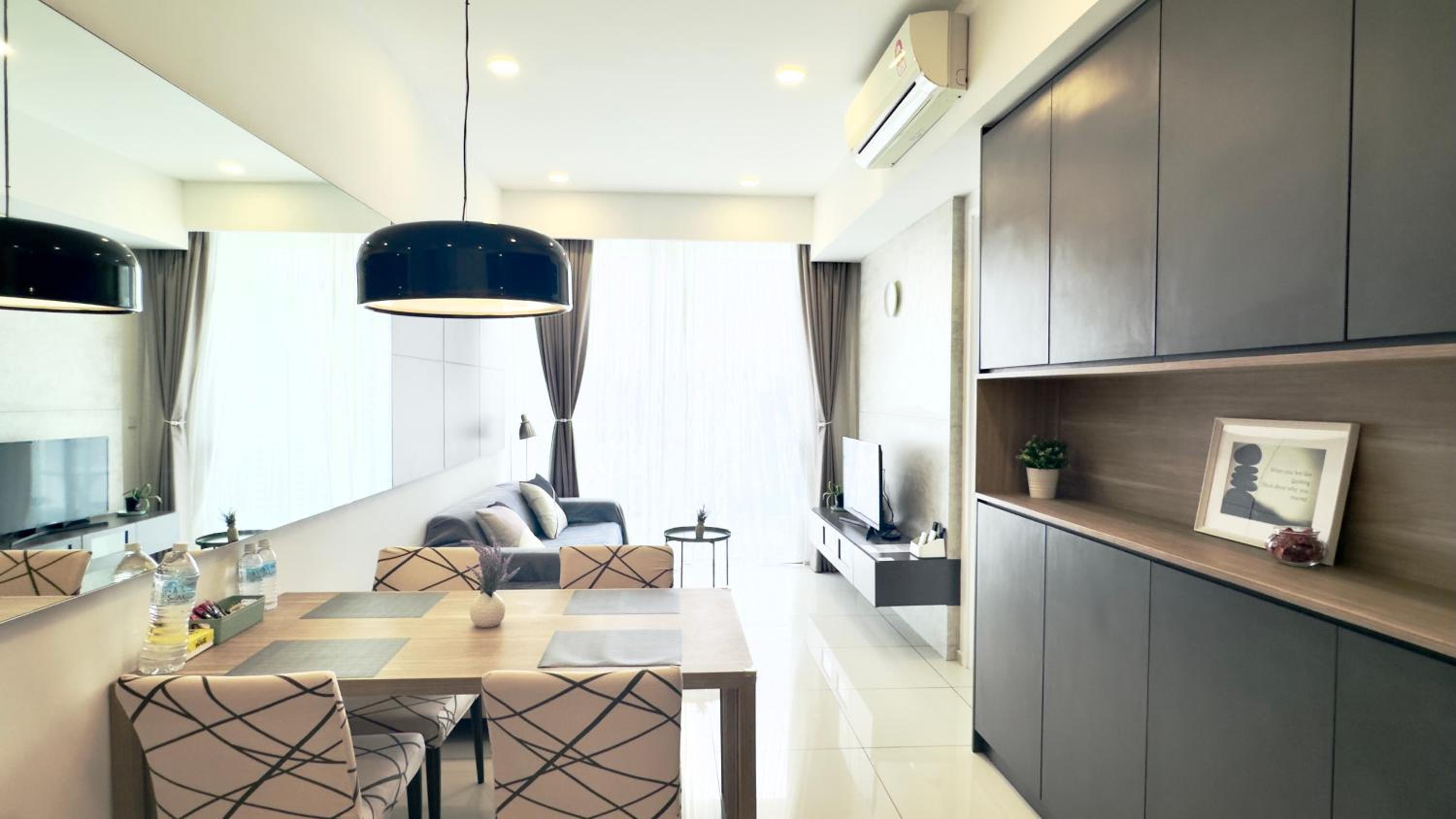 Balcony Unit II & The Robertson Residence 33f