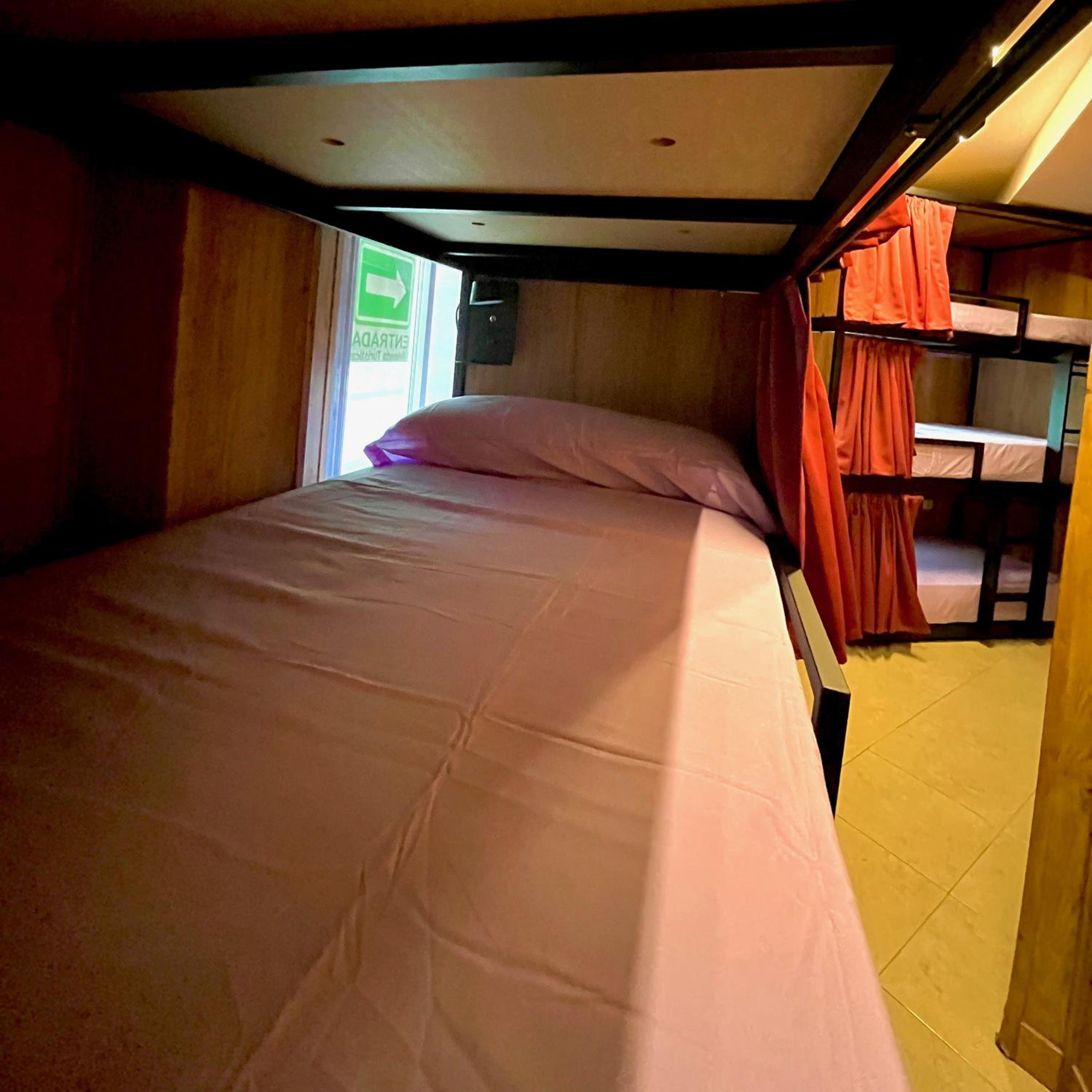 Madrid Vacations - Hostel Vida Verde - Property Image 25