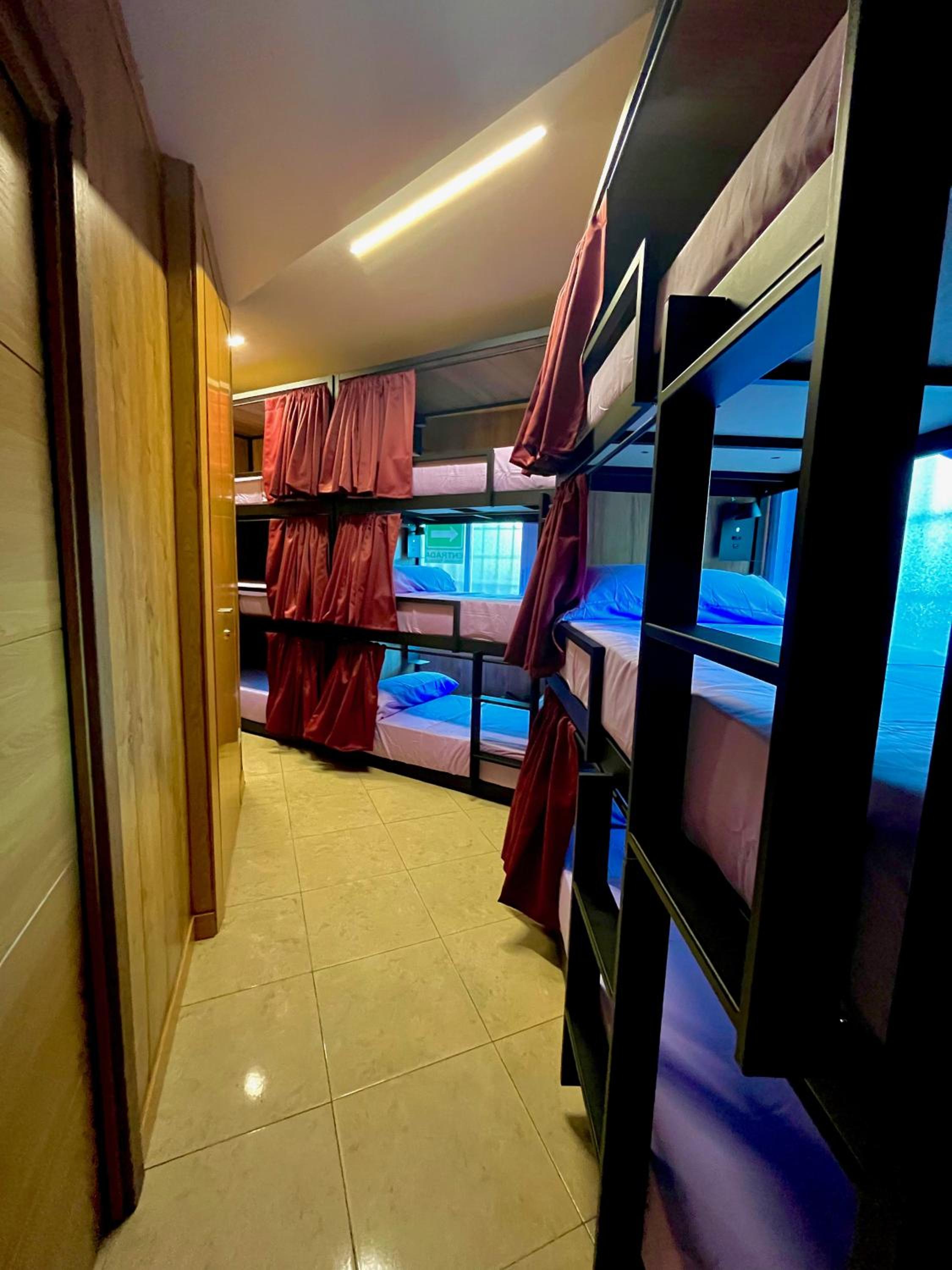 Madrid Vacations - Hostel Vida Verde - Property Image 23