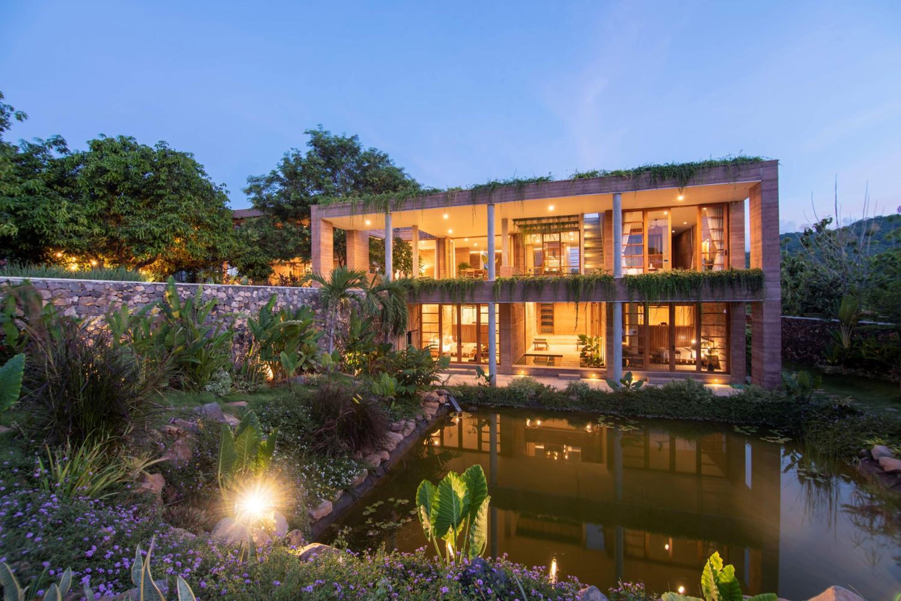 The Pondhouse