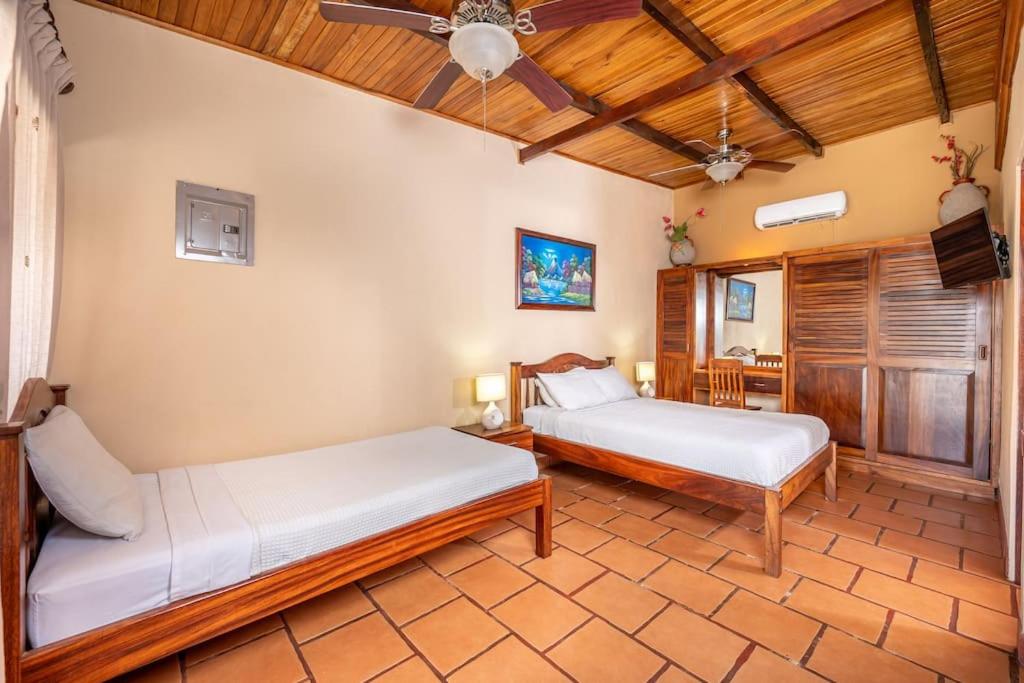 Cozy Seaside Studio Perfect for Families