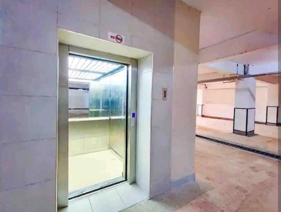 Tastefully furnished apartment in South B view 3