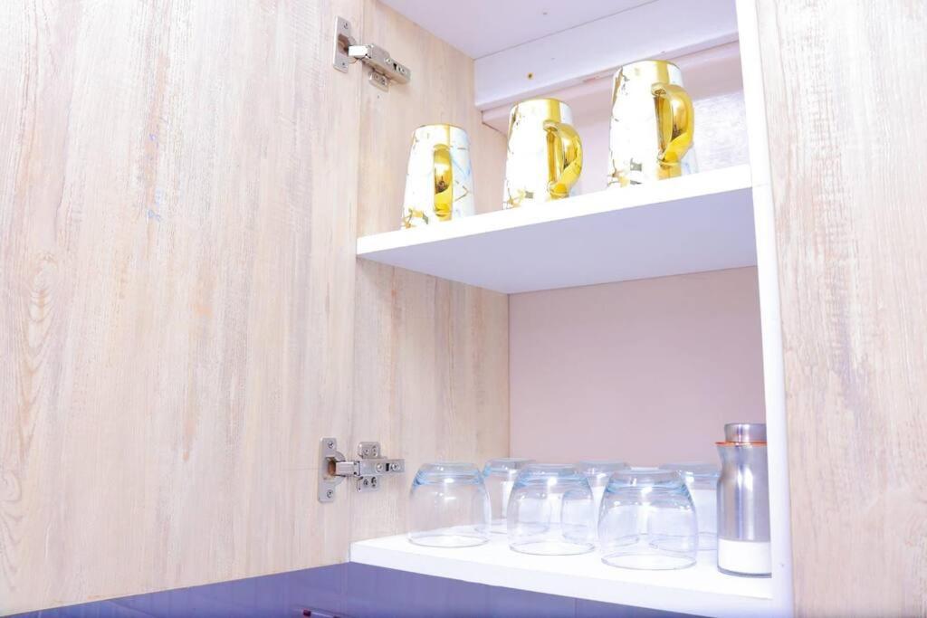Tastefully furnished apartment in South B view 5