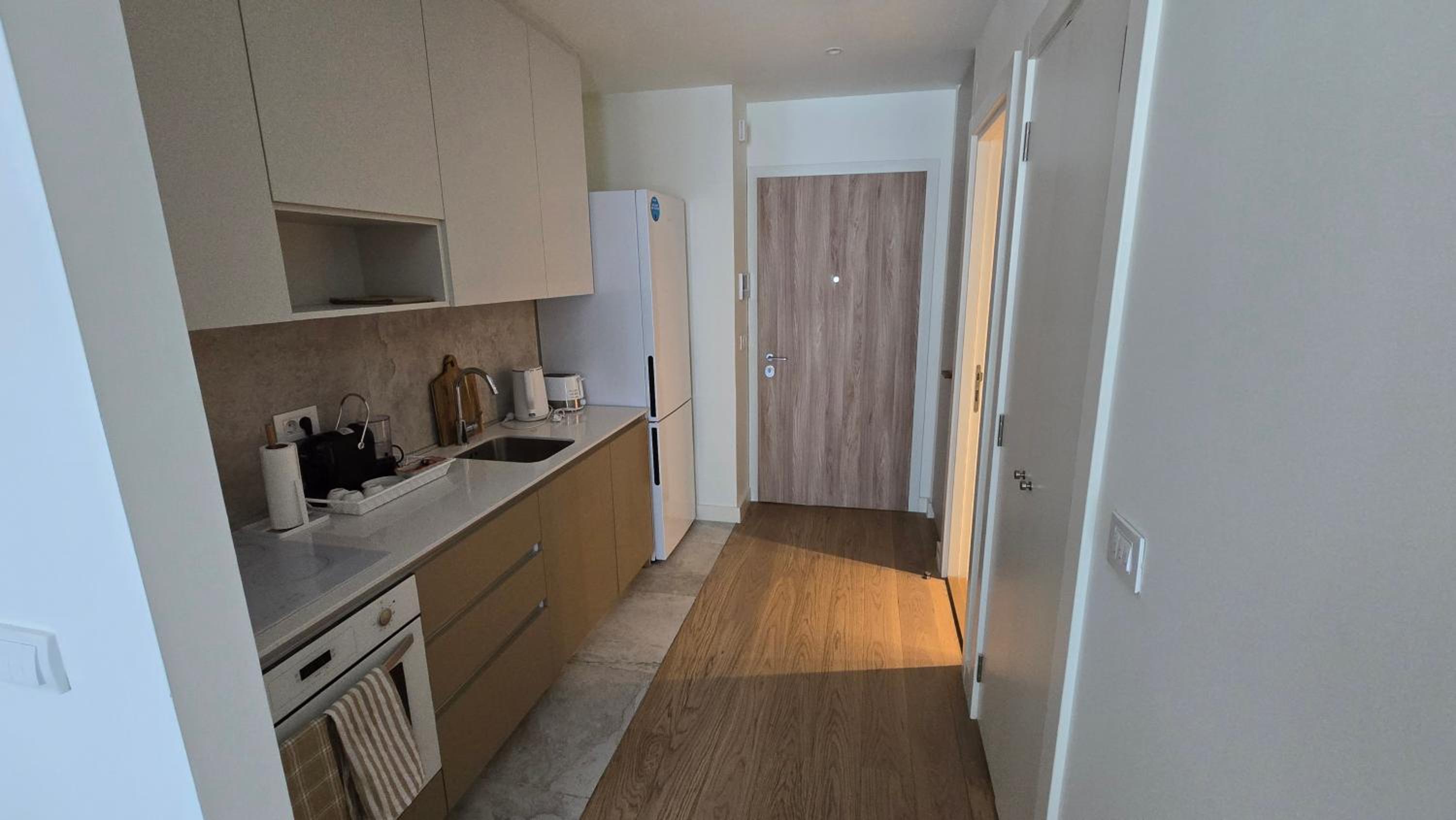 Beldorado Apartments - Belgrade Waterfront Luxury Designer Studio view 5