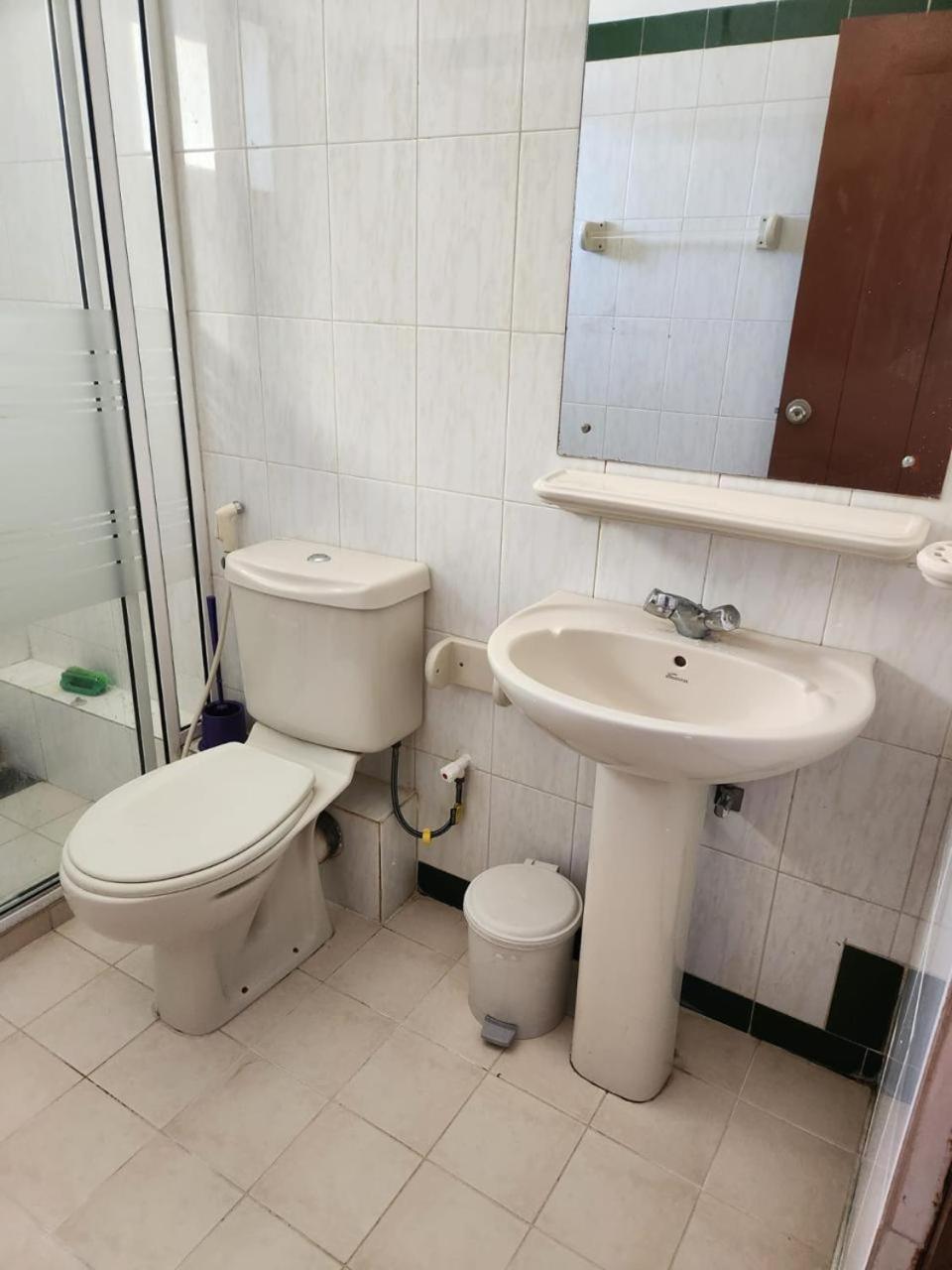 3BR Adamaly Place - Very Near to Bohra Masjid view 4