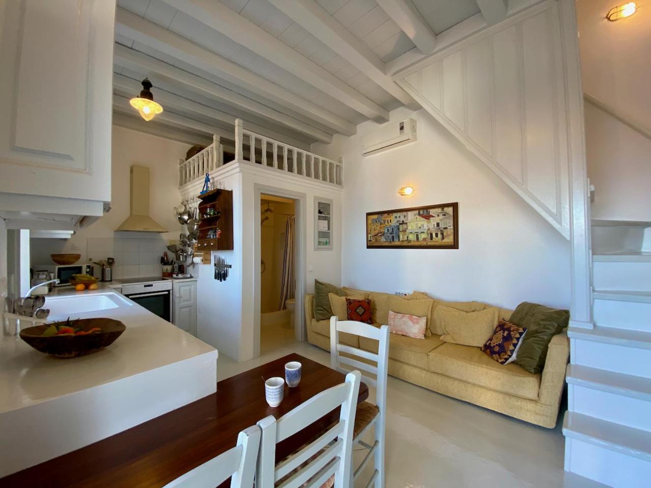Hydra Homesteads