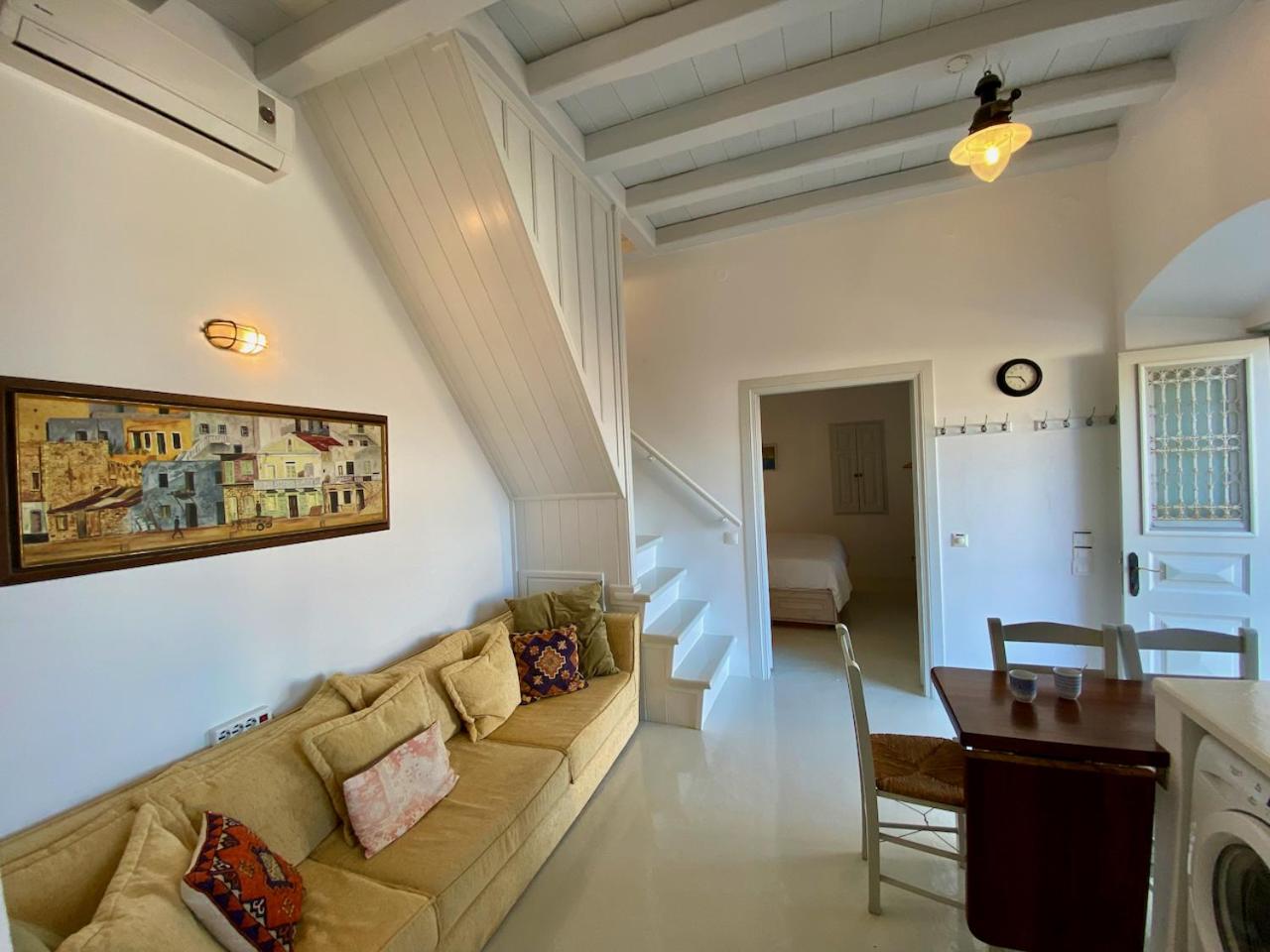 Hydra Homesteads
