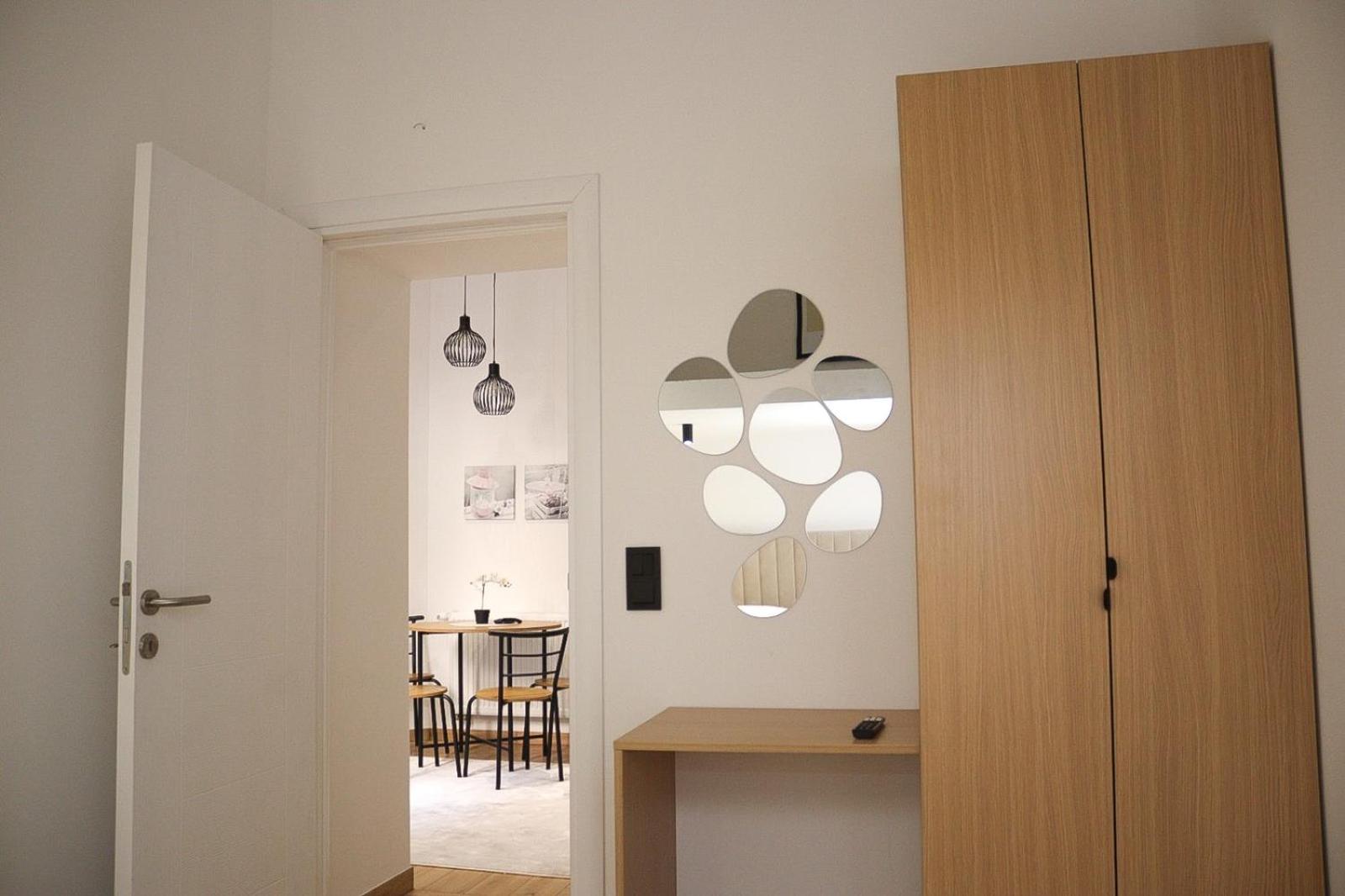 Apartman A in the heart of Ferhadija - Parking available