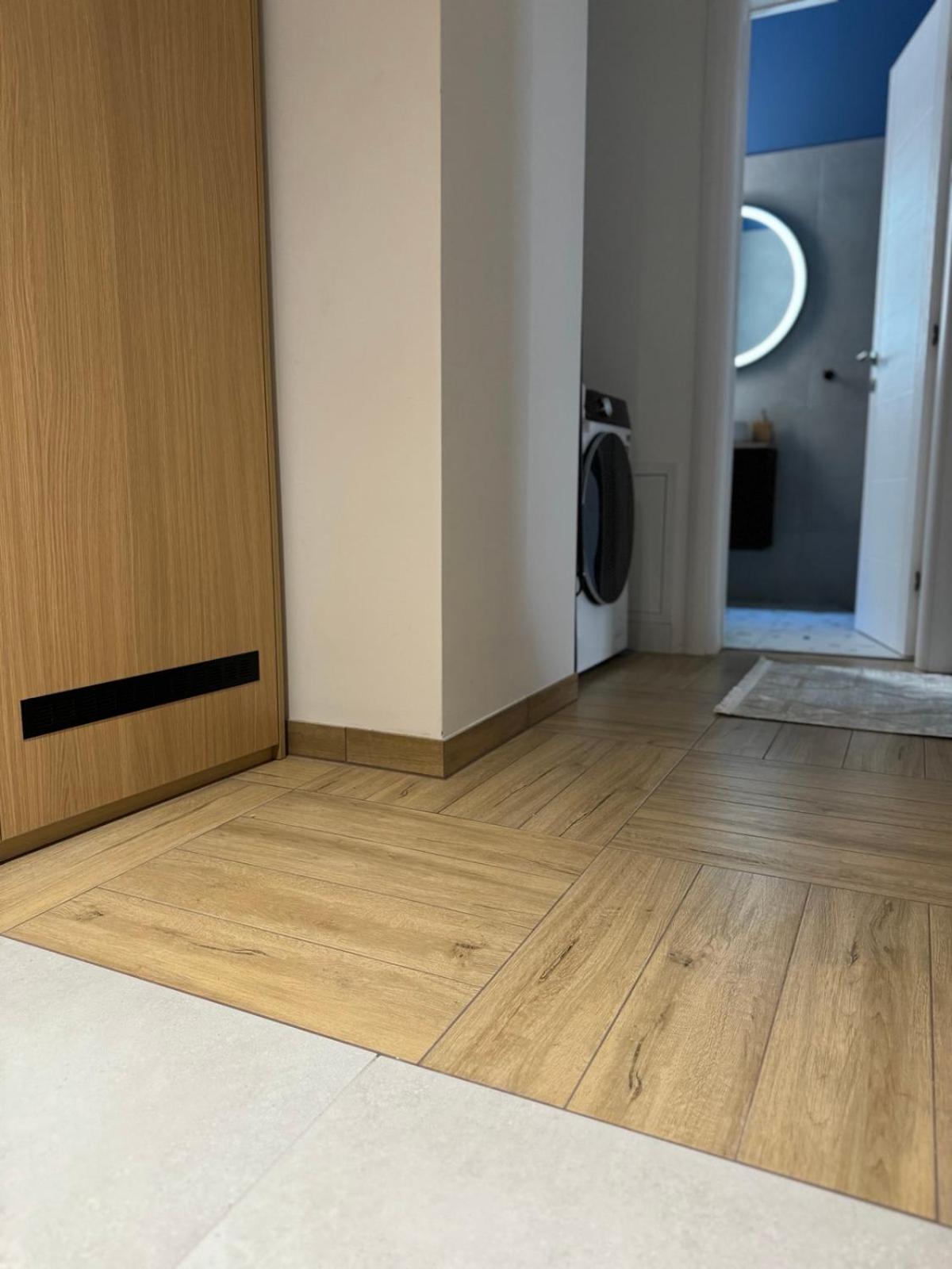 Apartman A in the heart of Ferhadija - Parking available