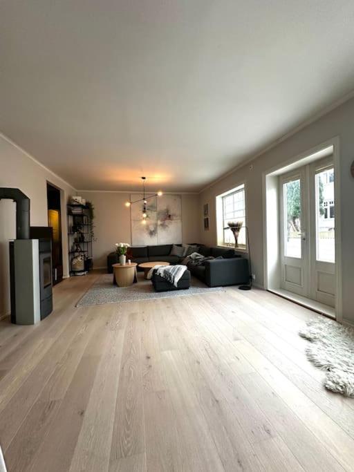 Romslig leilighet nær Stavanger sentrum