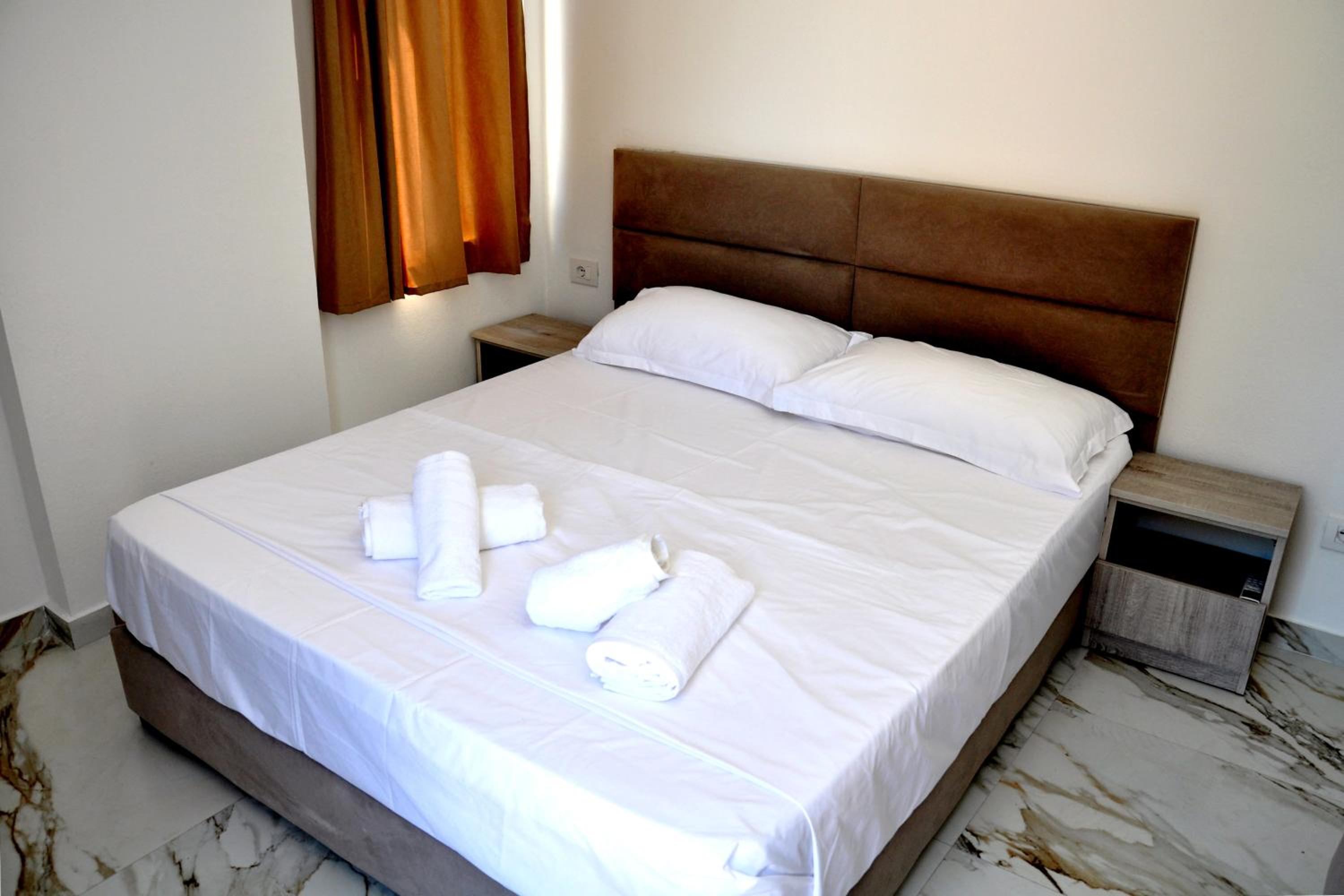 Star Hotel & Restaurant