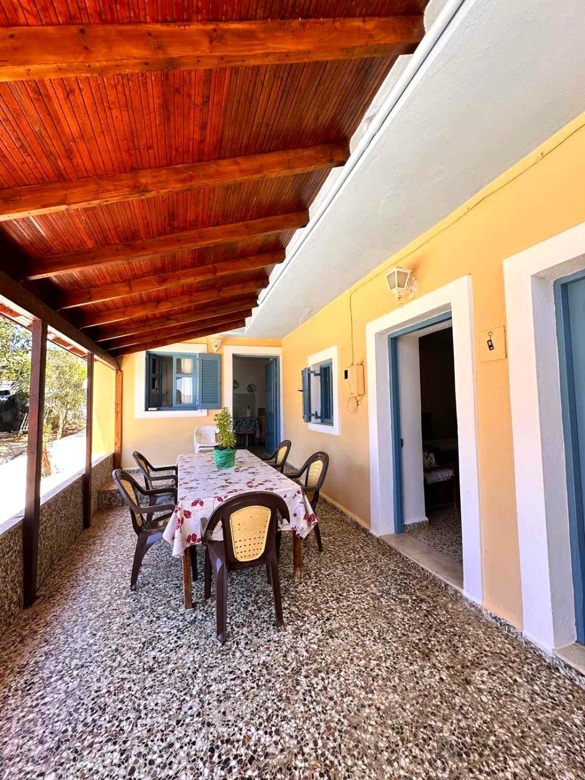 Amοopi Beach Country House