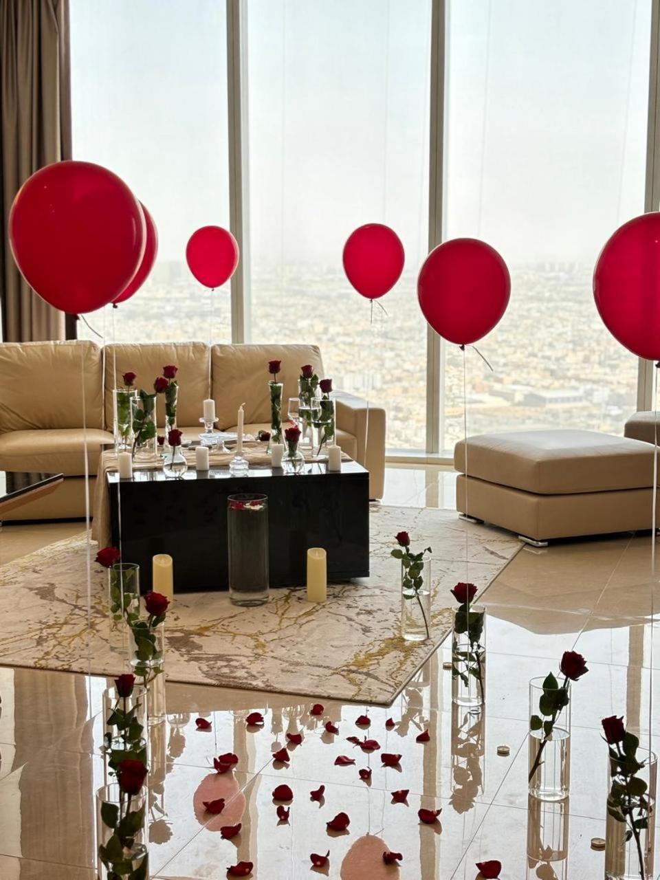 برج رافالAprivate apartment in Rafal residential tower north or south view