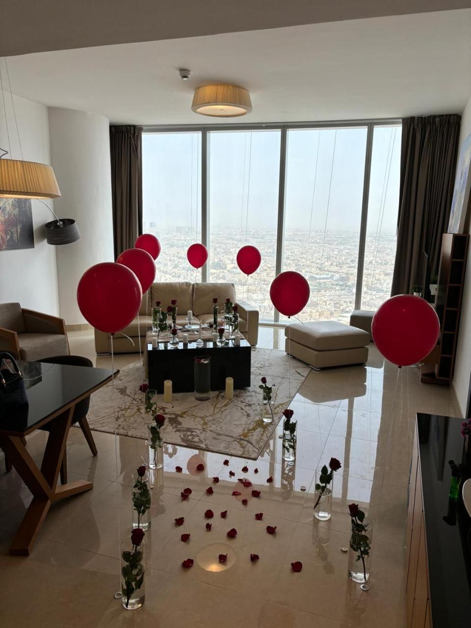 برج رافالAprivate apartment in Rafal residential tower north or south view