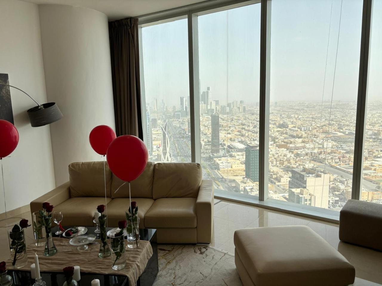برج رافالAprivate apartment in Rafal residential tower north or south view