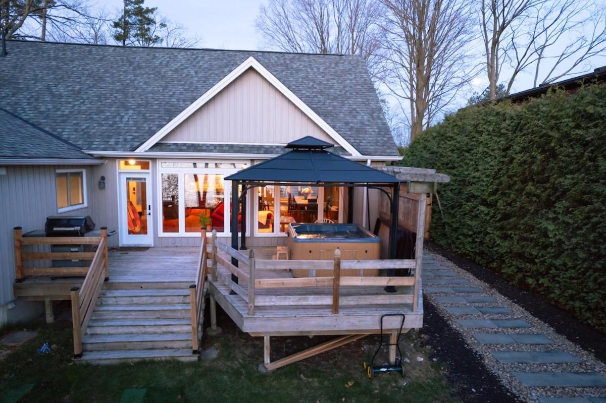 Scugog Lakeside Retreat w Outdoor Dome & Hot Tub
