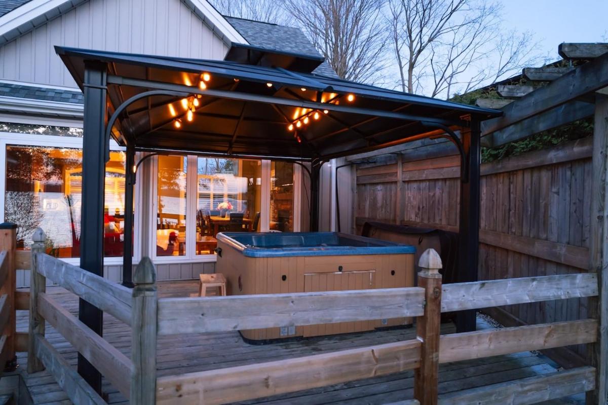 Scugog Lakeside Retreat w Outdoor Dome & Hot Tub