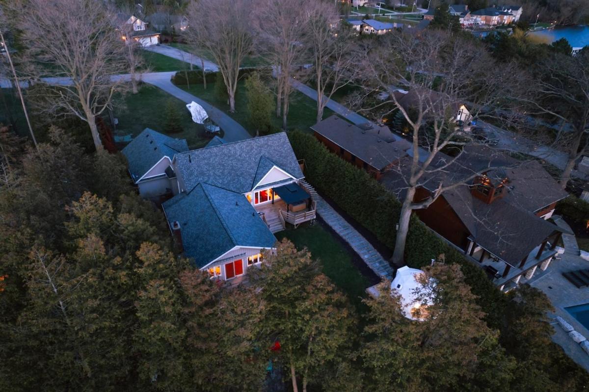 Scugog Lakeside Retreat w Outdoor Dome & Hot Tub