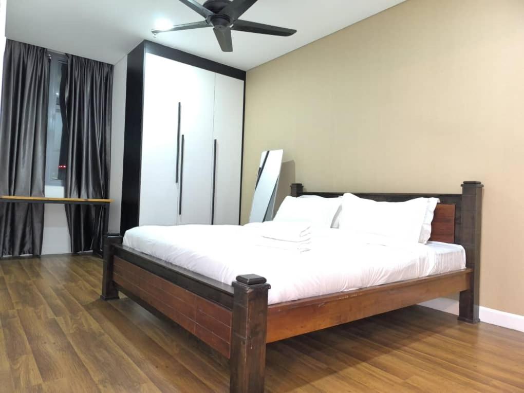 Summer suits klcc asia home city