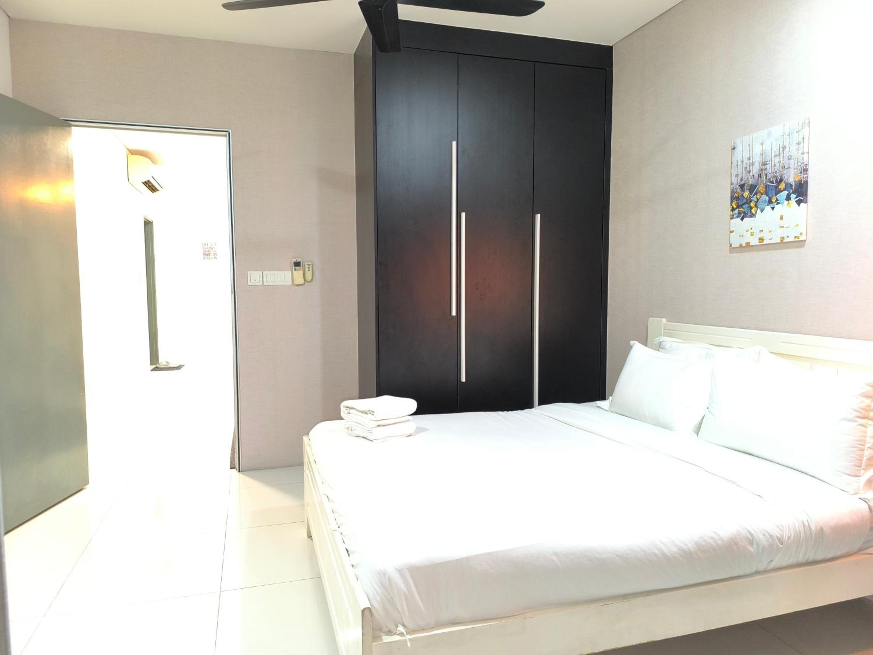 Summer suits klcc asia home city