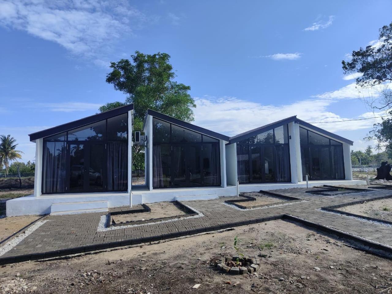 Secotek Nenasi Chalet
