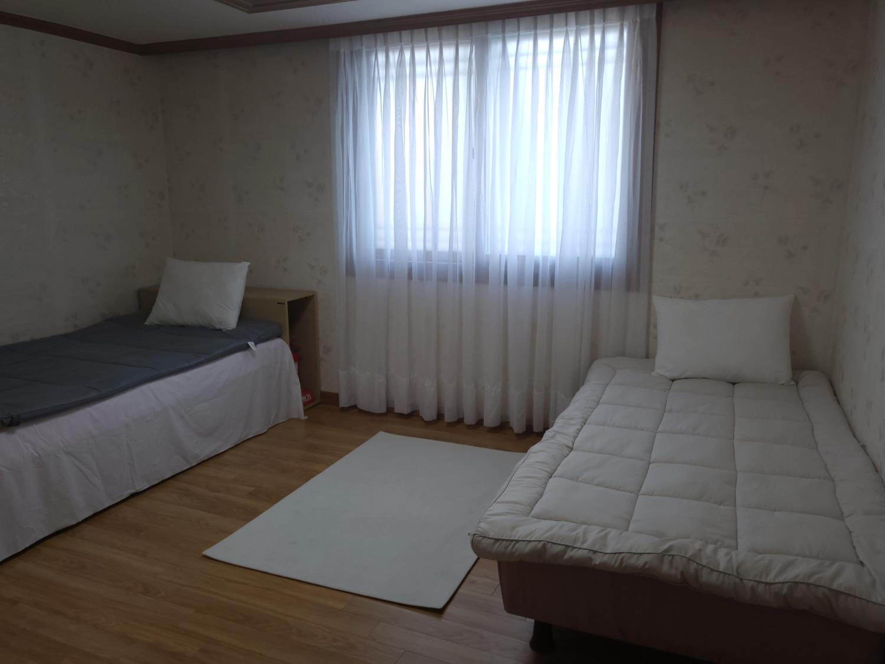 Photo 53