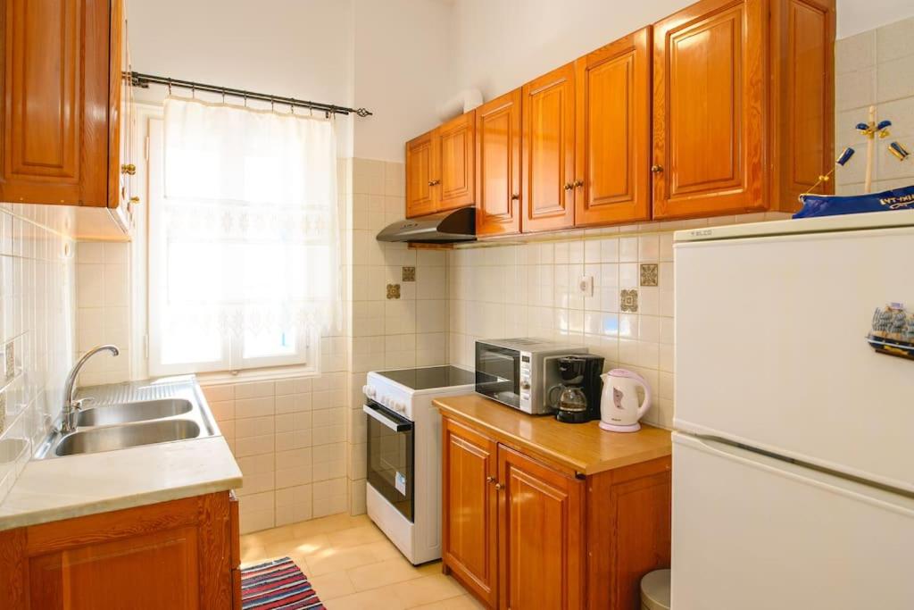 Liokathisma House
