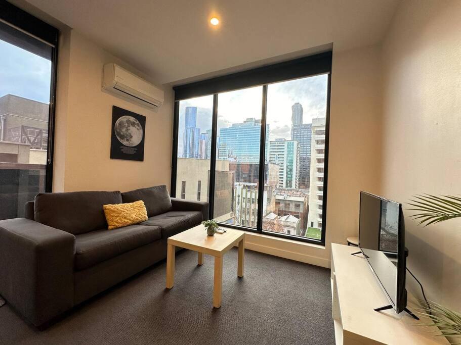 City Central 2BR Retreat on Chinatown Bourke Street