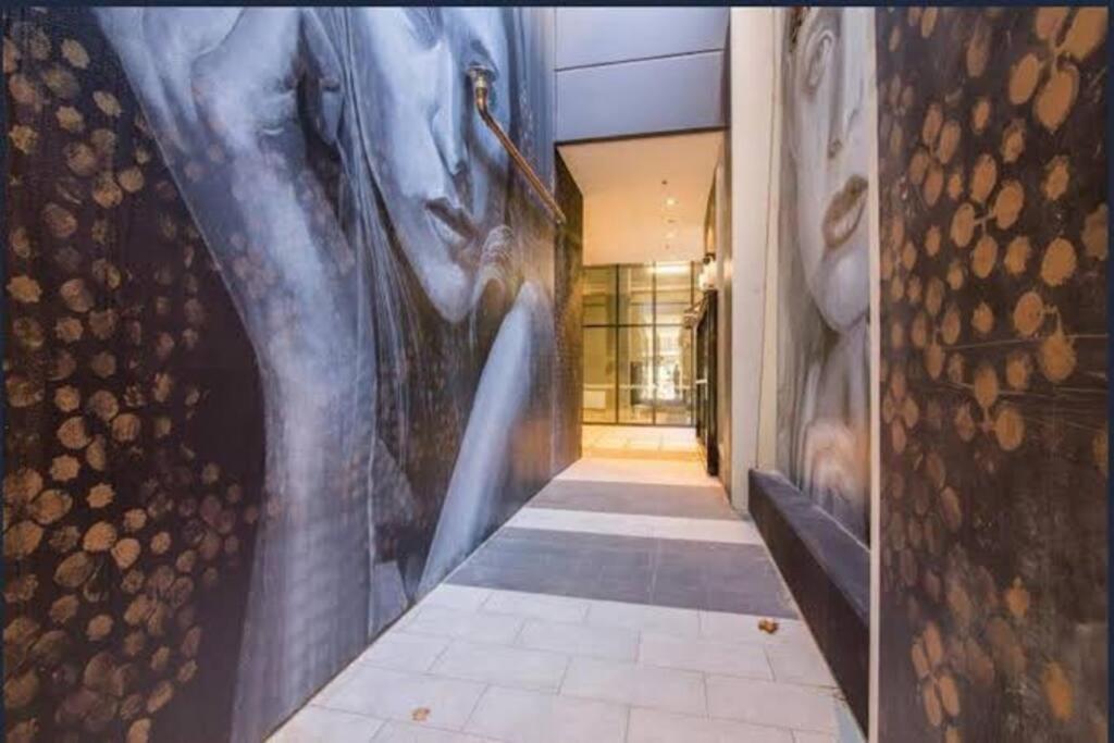 City Central 2BR Retreat on Chinatown Bourke Street