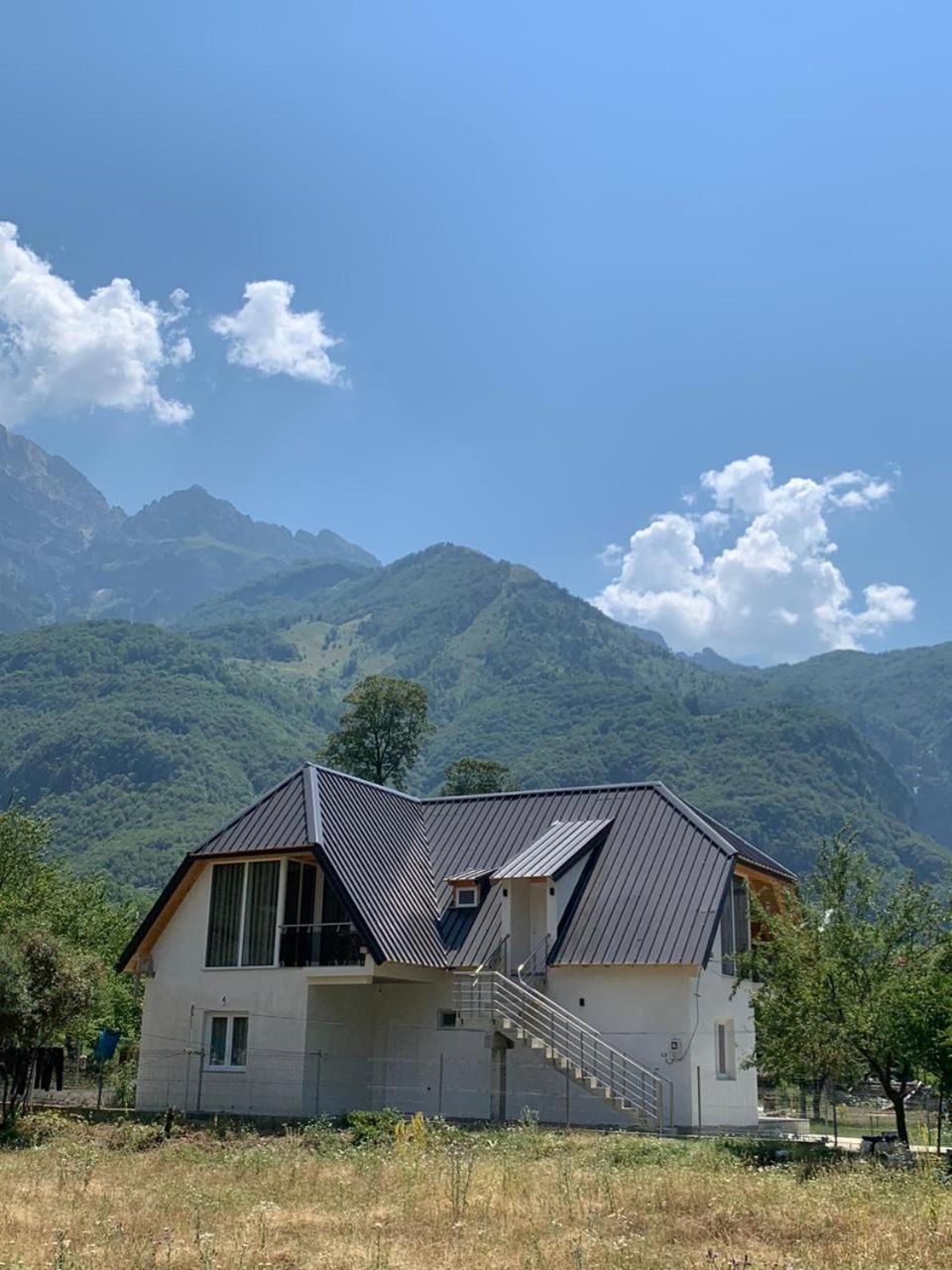 Serenity Guesthouse