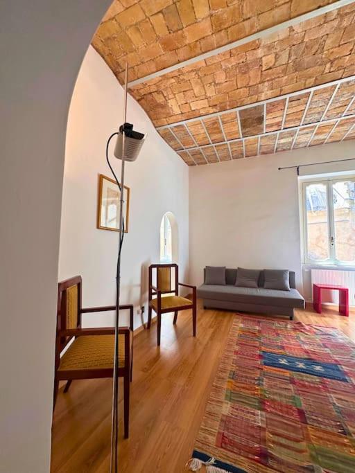Cozy apartment at the heart of the Eternal City