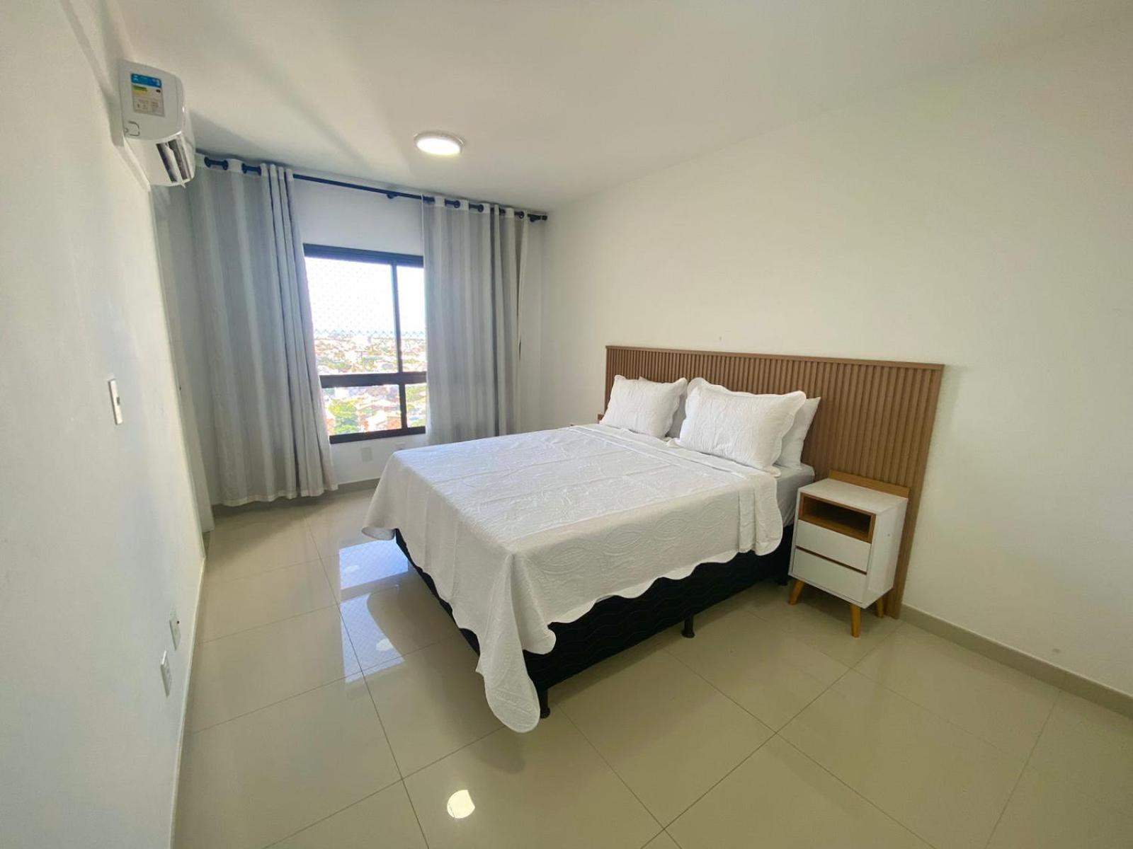 Seu apartamento com vista mar na Orla de Atalaia