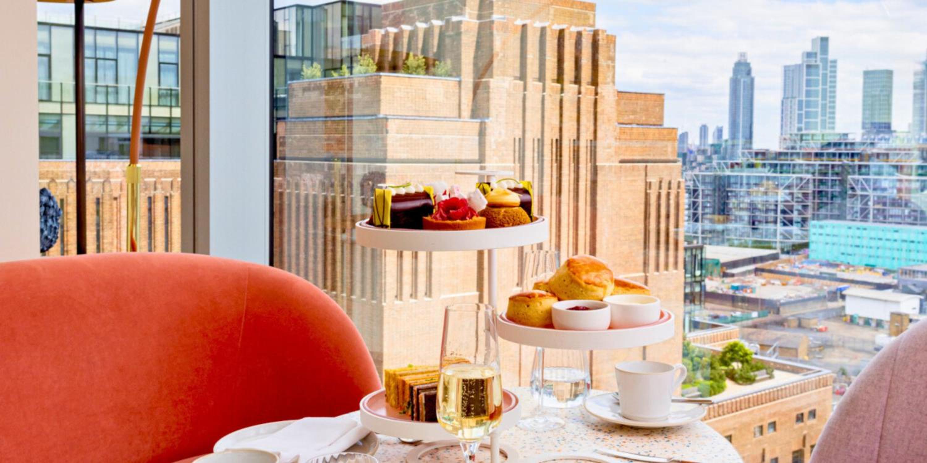 Chelsea Bridge 2b2b balcony 1GB superfast wifi - LuxuryLondonStays