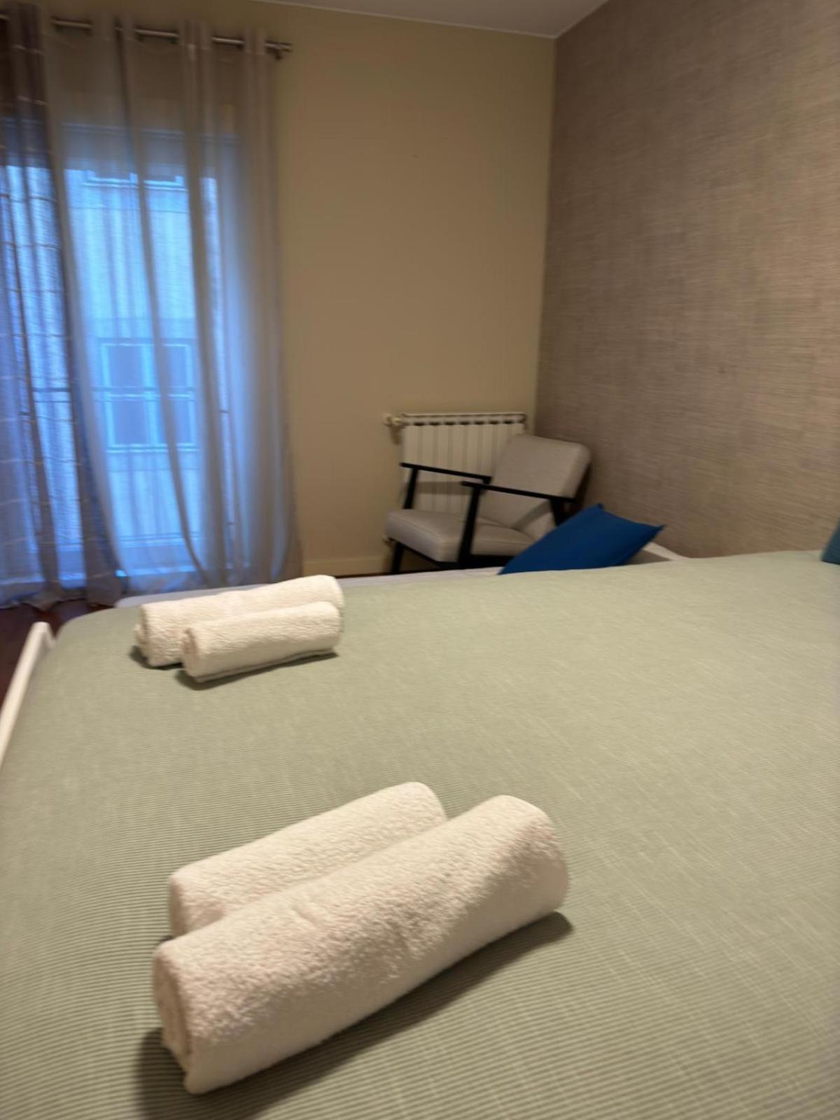 Modern 4-bedroom Apartment in Bairro Alto, Lisbon