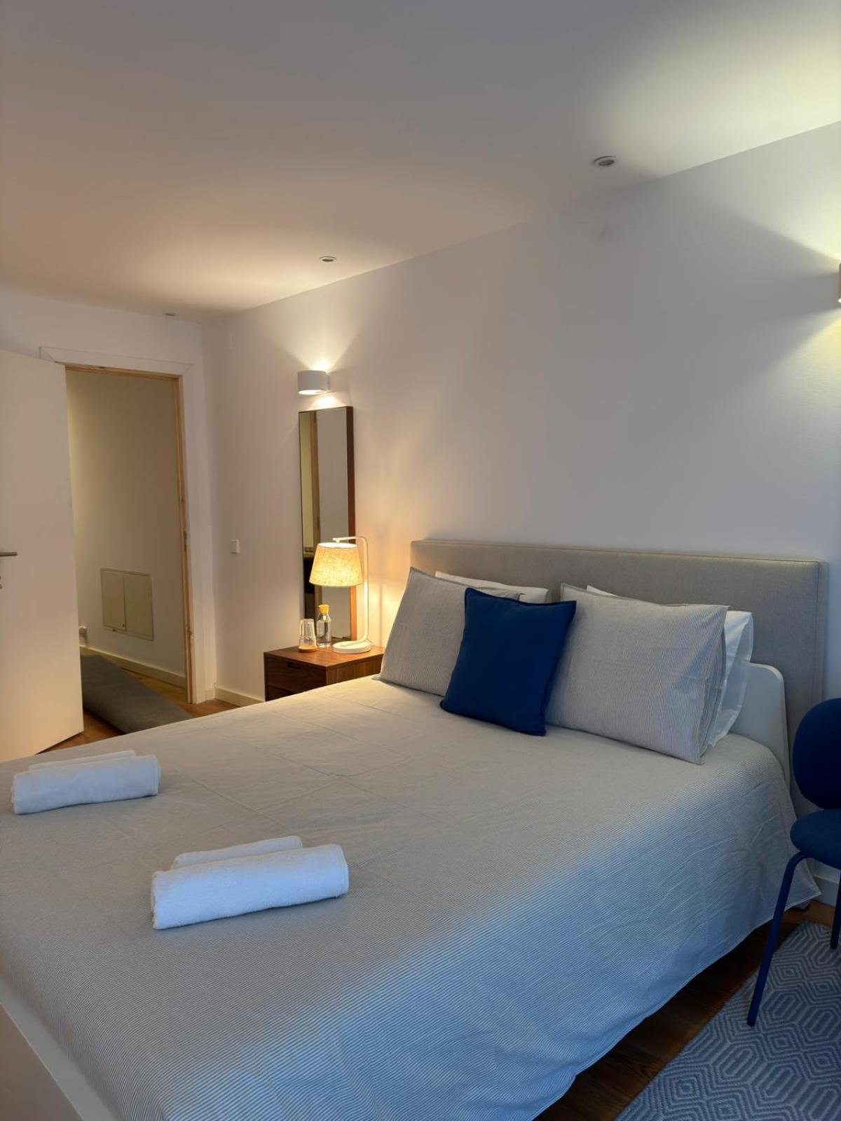 Modern 4-bedroom Apartment in Bairro Alto, Lisbon