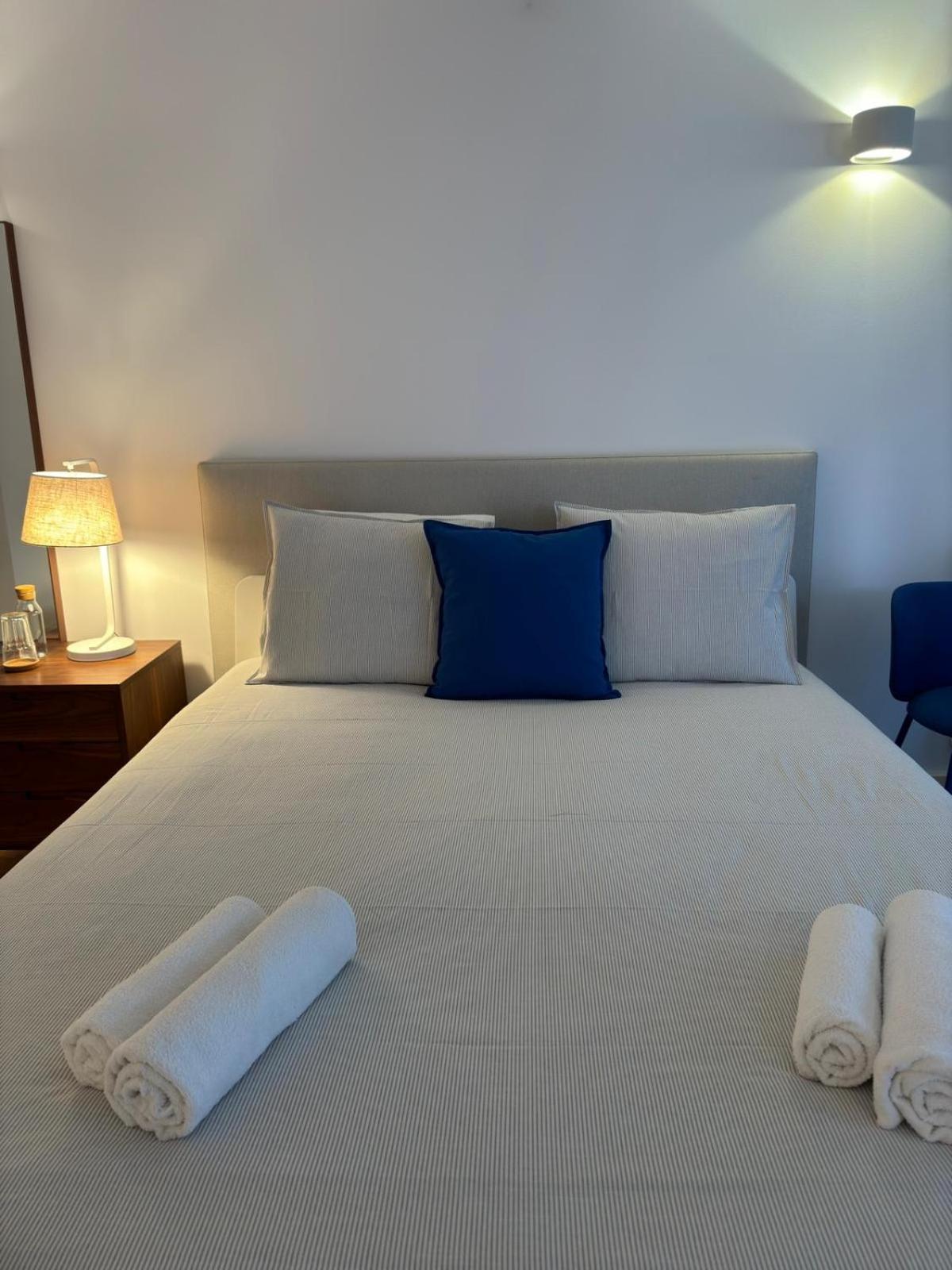 Modern 4-bedroom Apartment in Bairro Alto, Lisbon