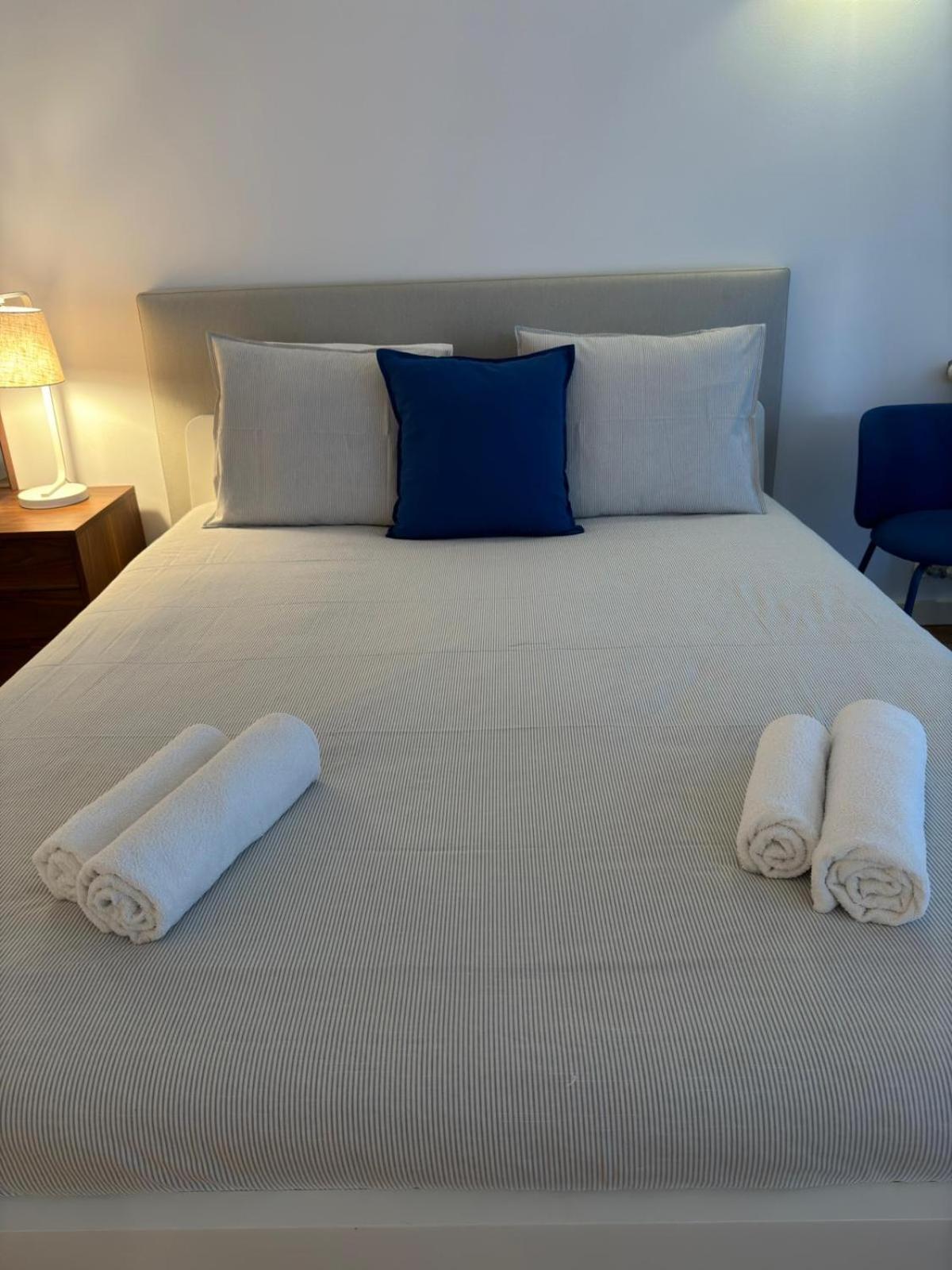 Modern 4-bedroom Apartment in Bairro Alto, Lisbon photo 4