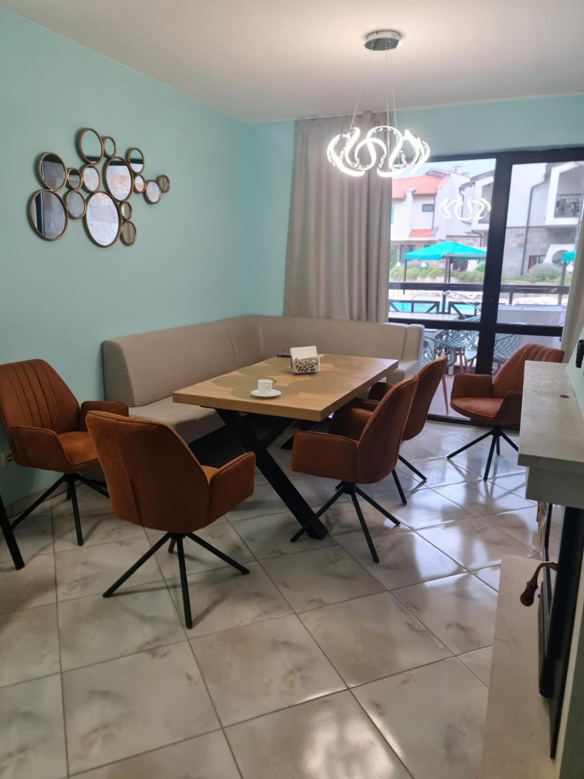 Dream Villa in Imperial Heights Villas