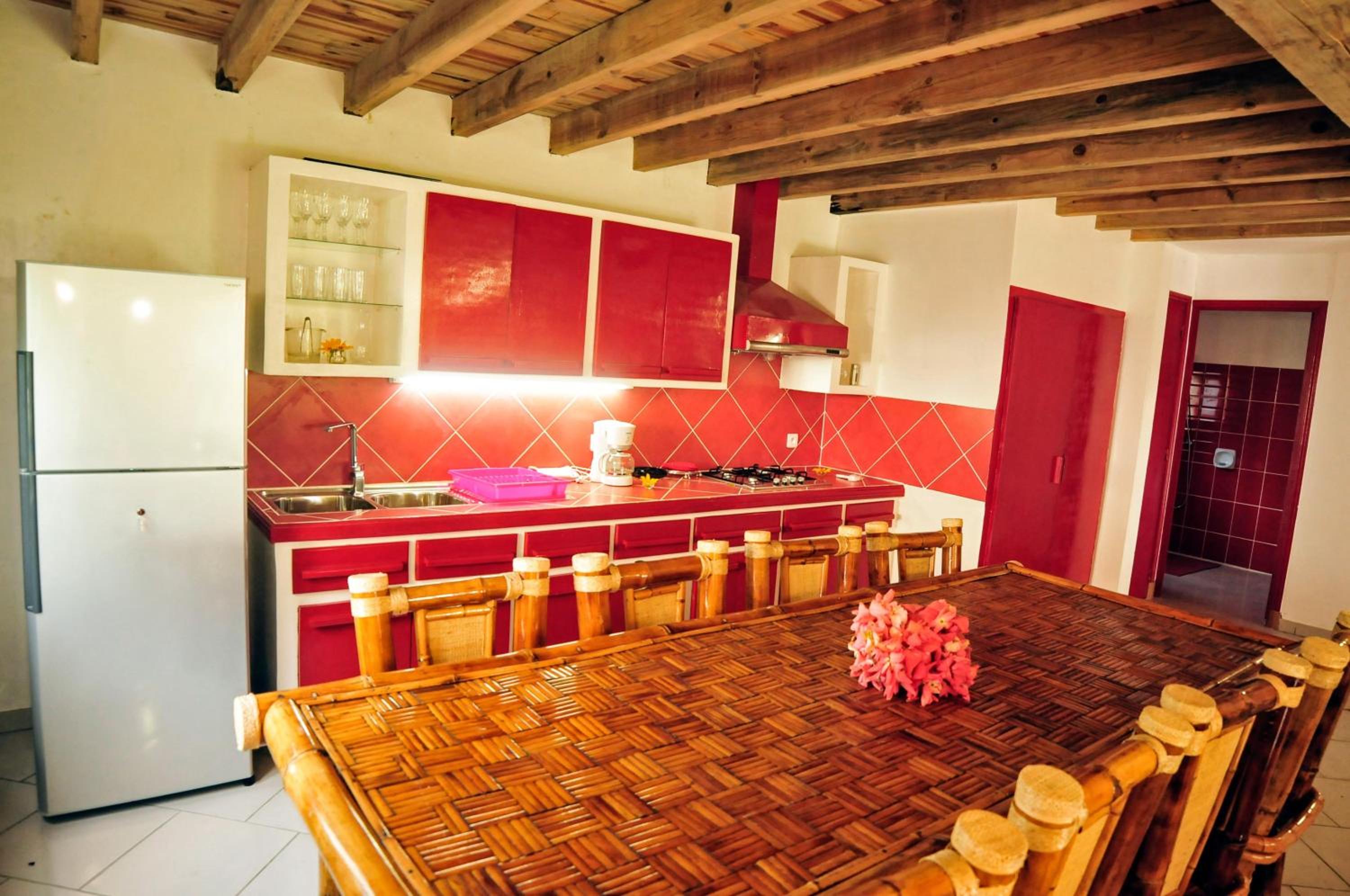 Charming Villa in Foulpointe with Sea View view 5