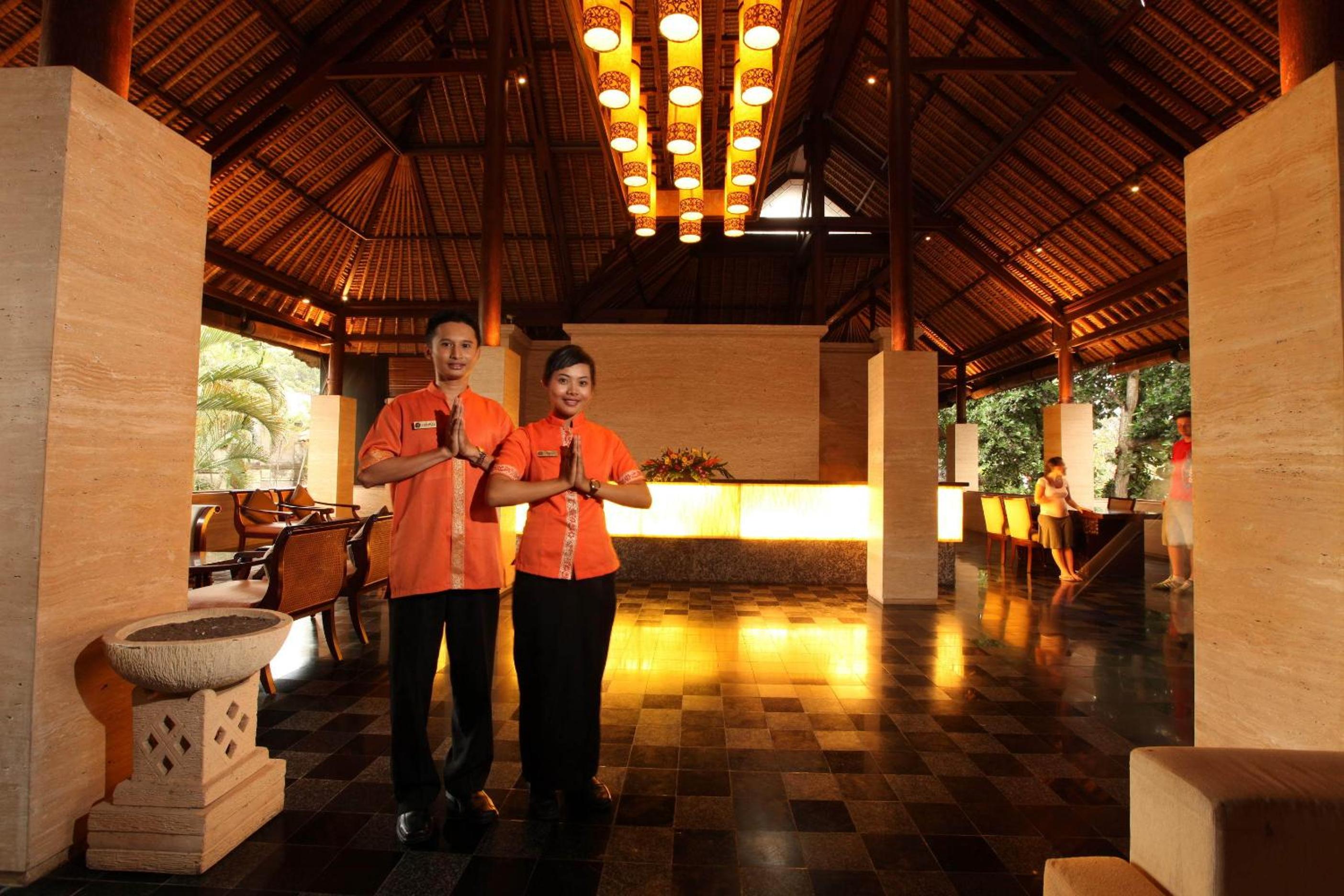 Grand Balisani Suites Hotel